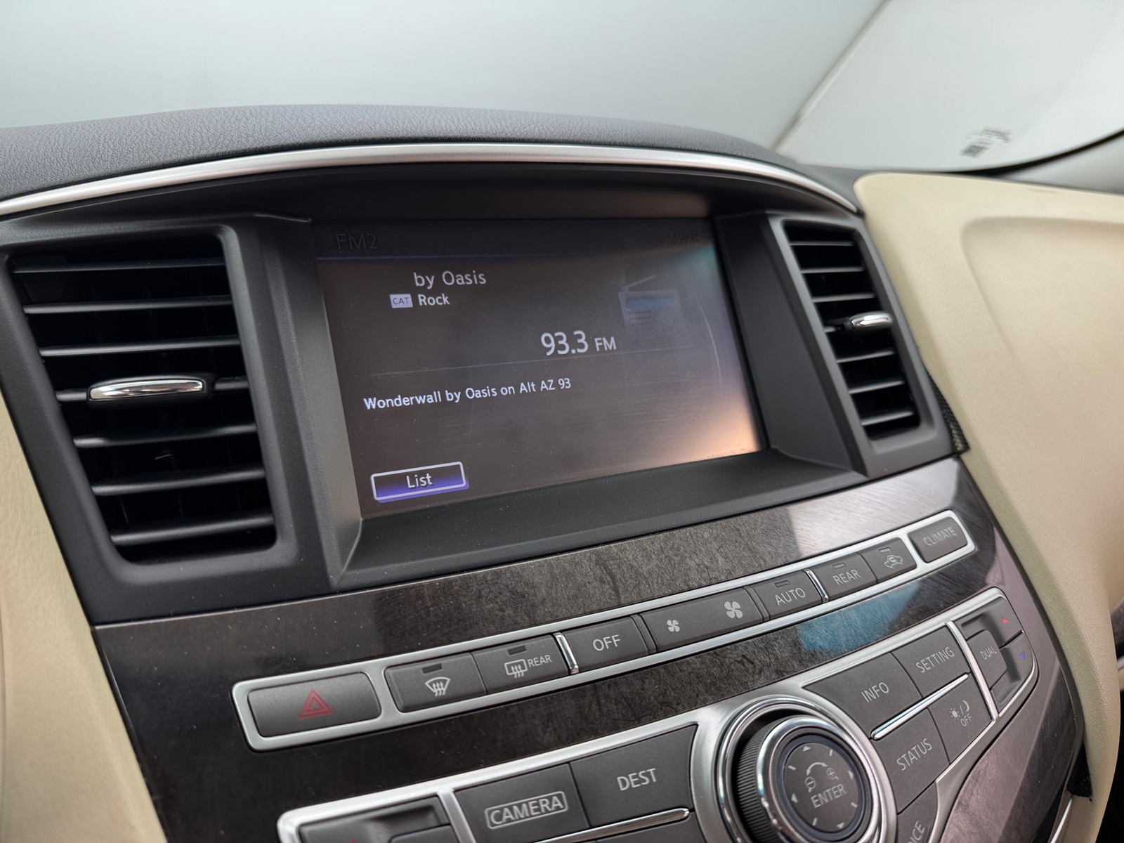Thumbnail: 2015 INFINITI QX60 - 3