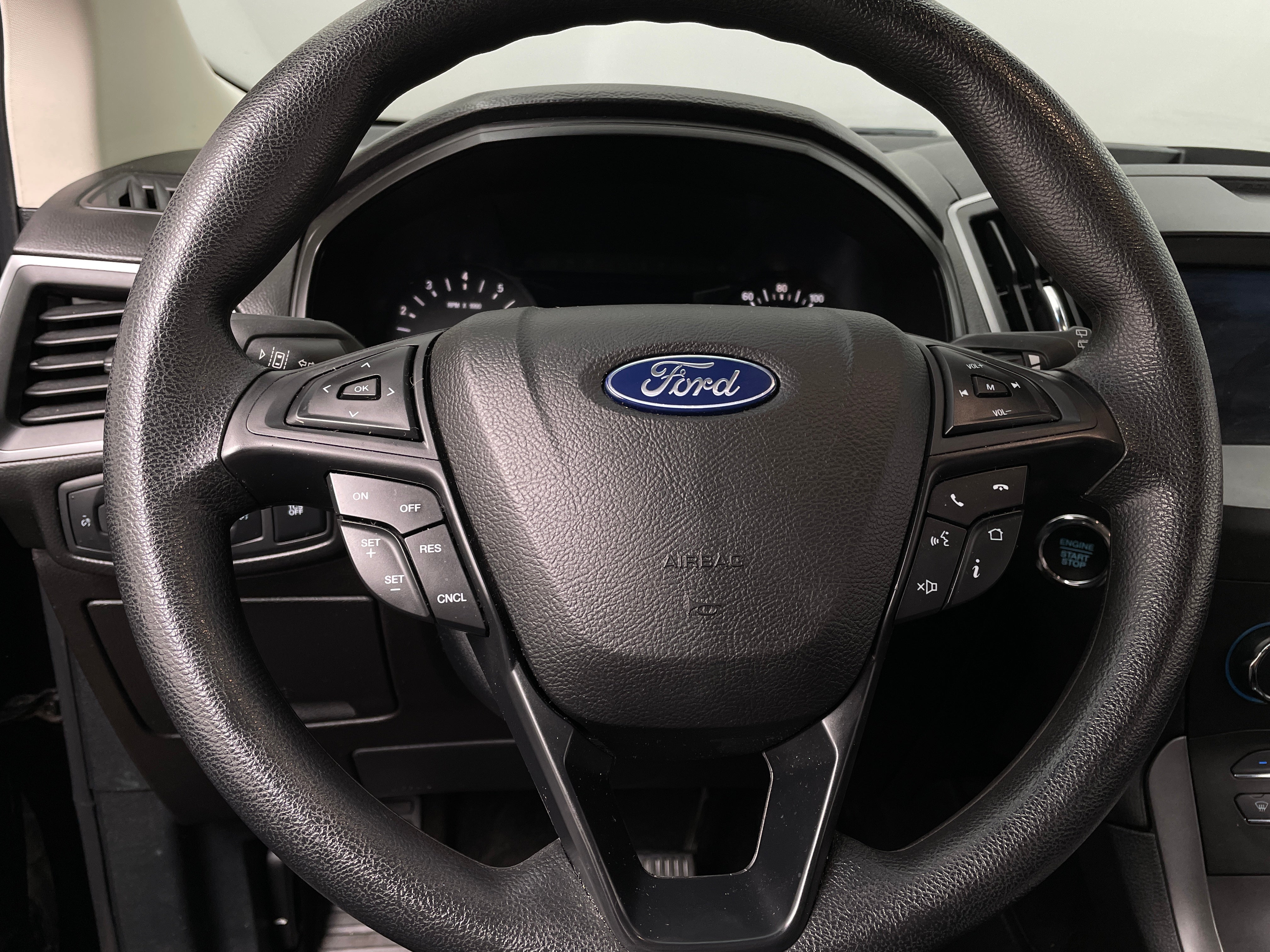 2020 Ford Edge SE 5