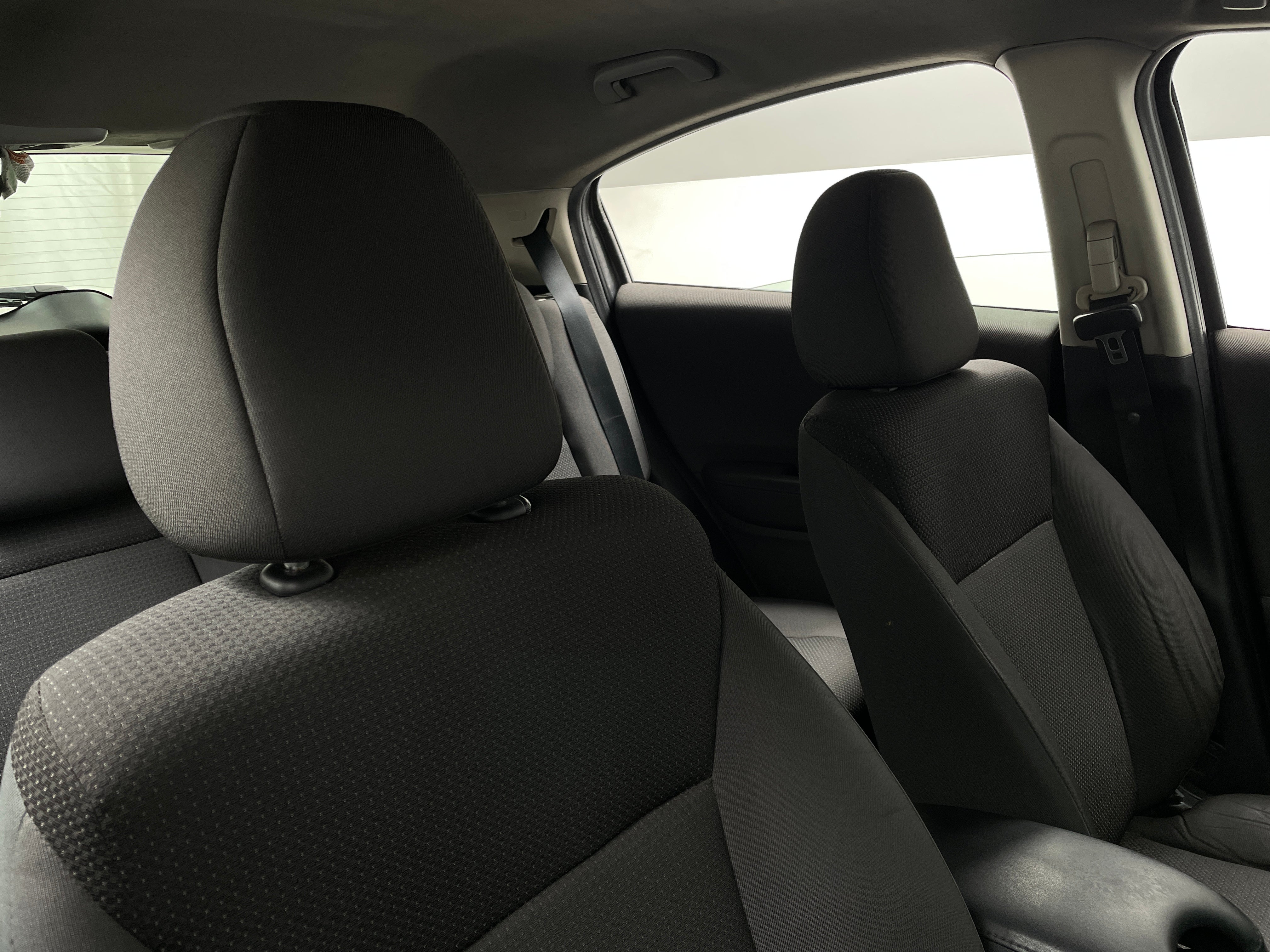 2019 Honda HR-V LX 2