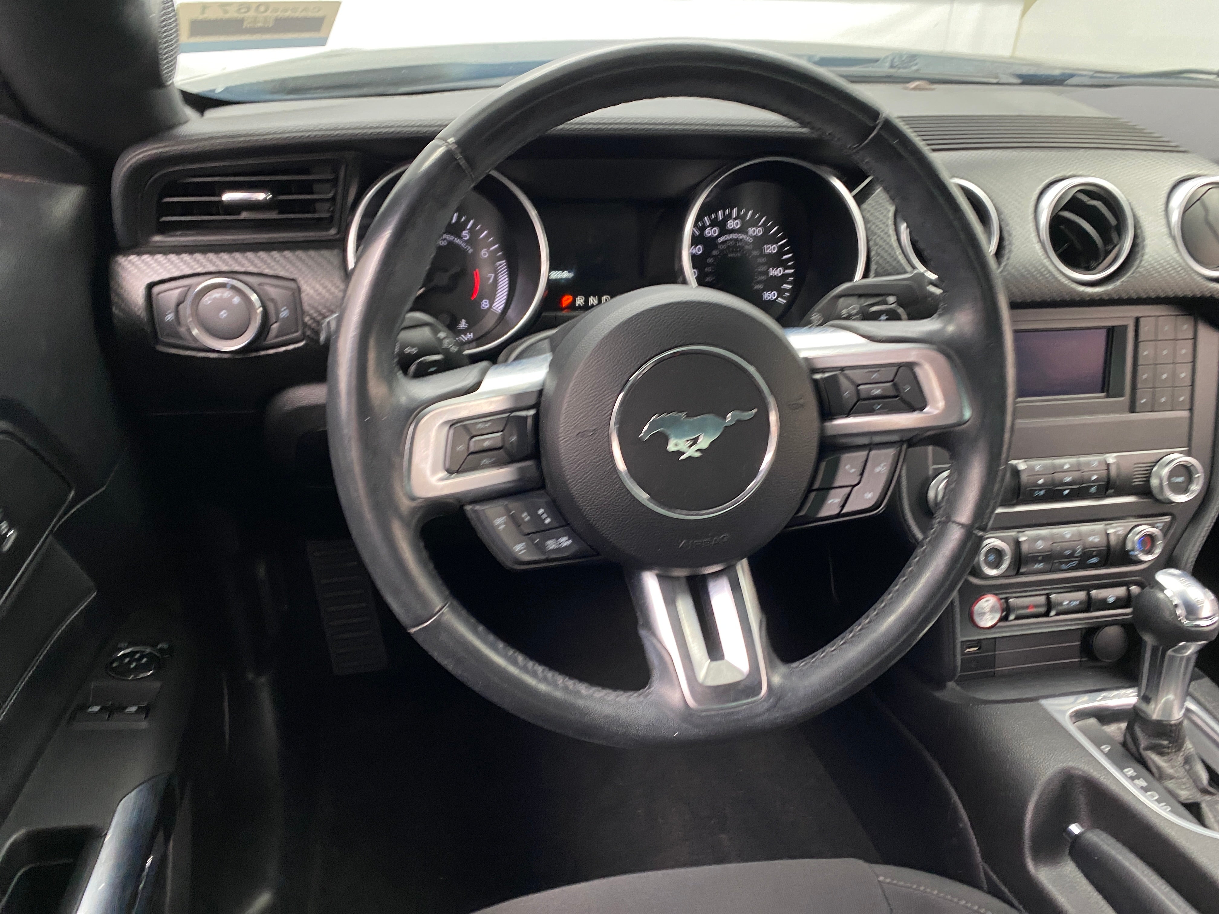 2020 Ford Mustang  4