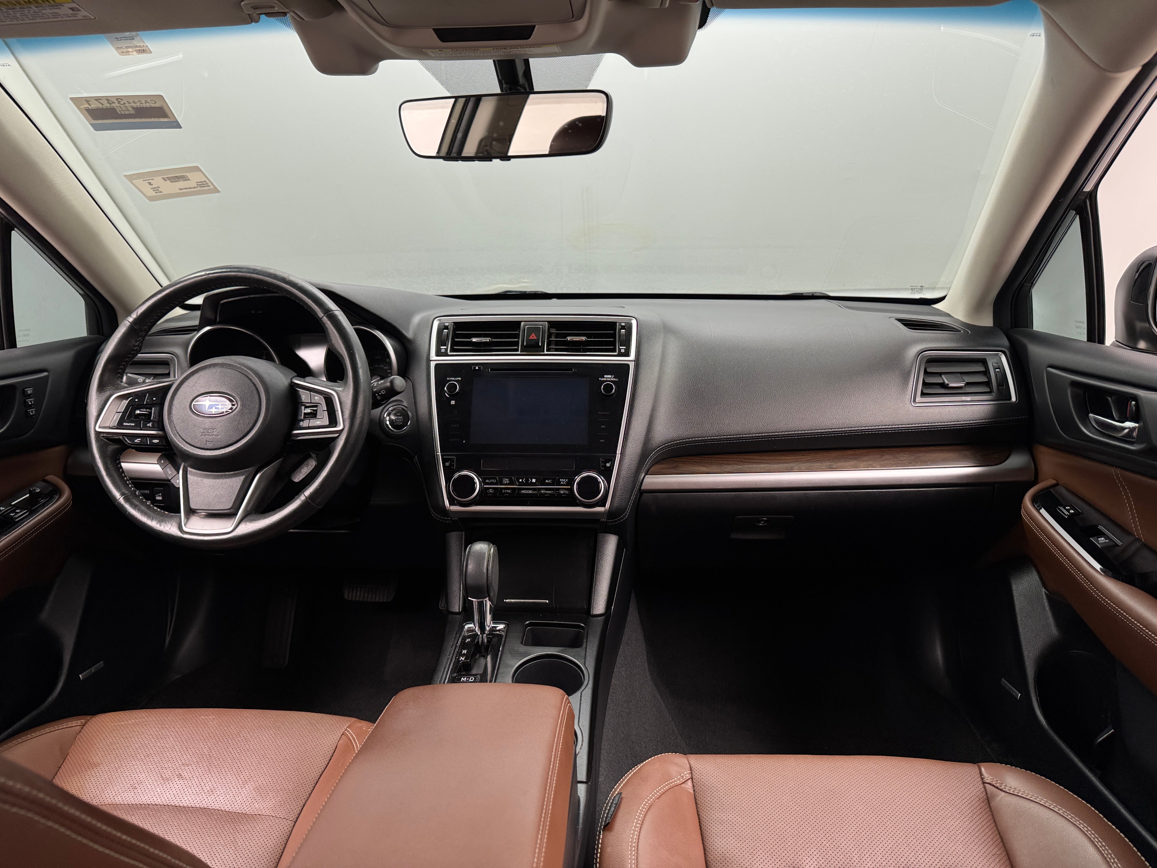 2018 Subaru Outback 3.6R Touring 2