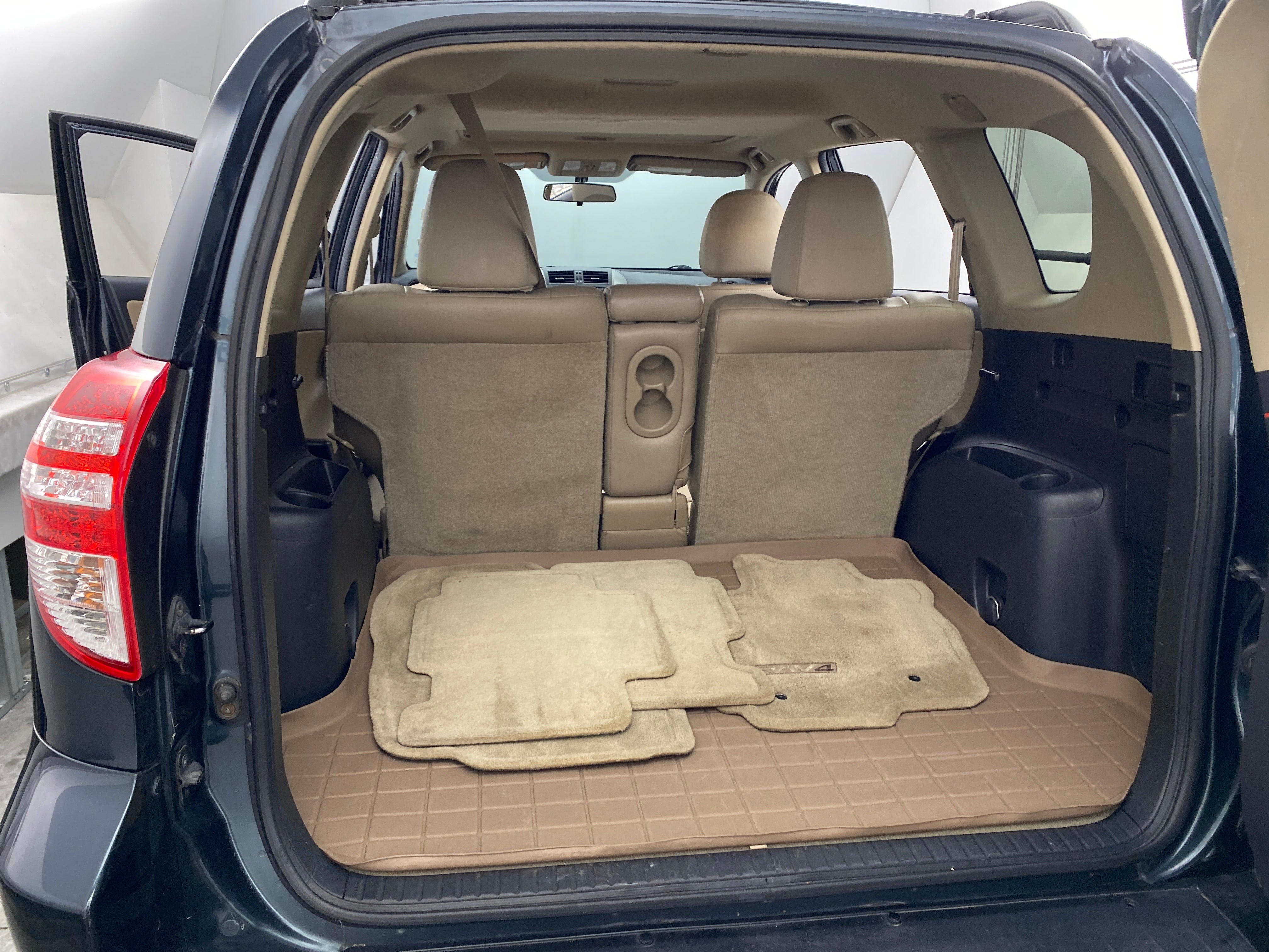 2012 Toyota RAV4 Limited 7