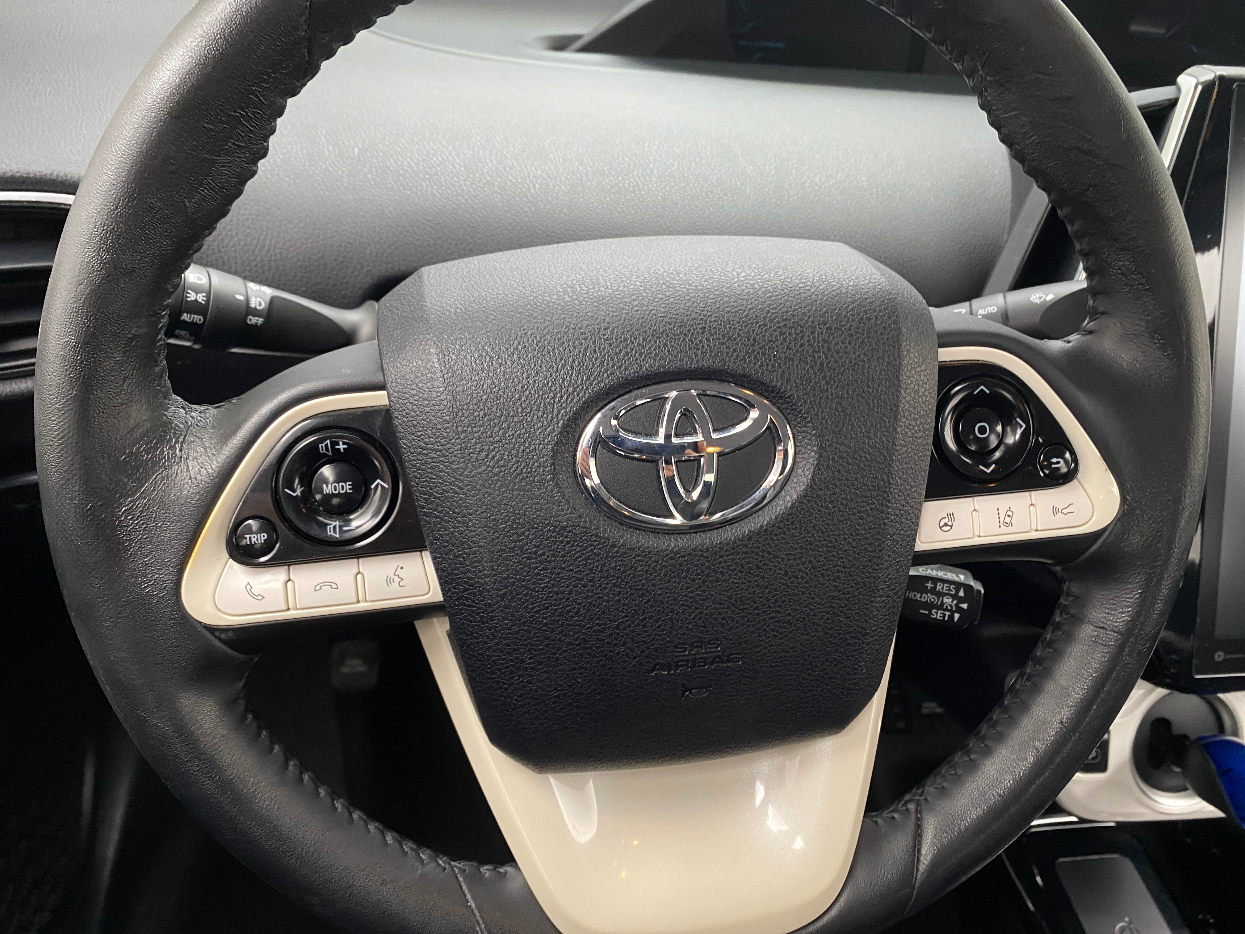 2018 Toyota Prius Prime Advanced 4