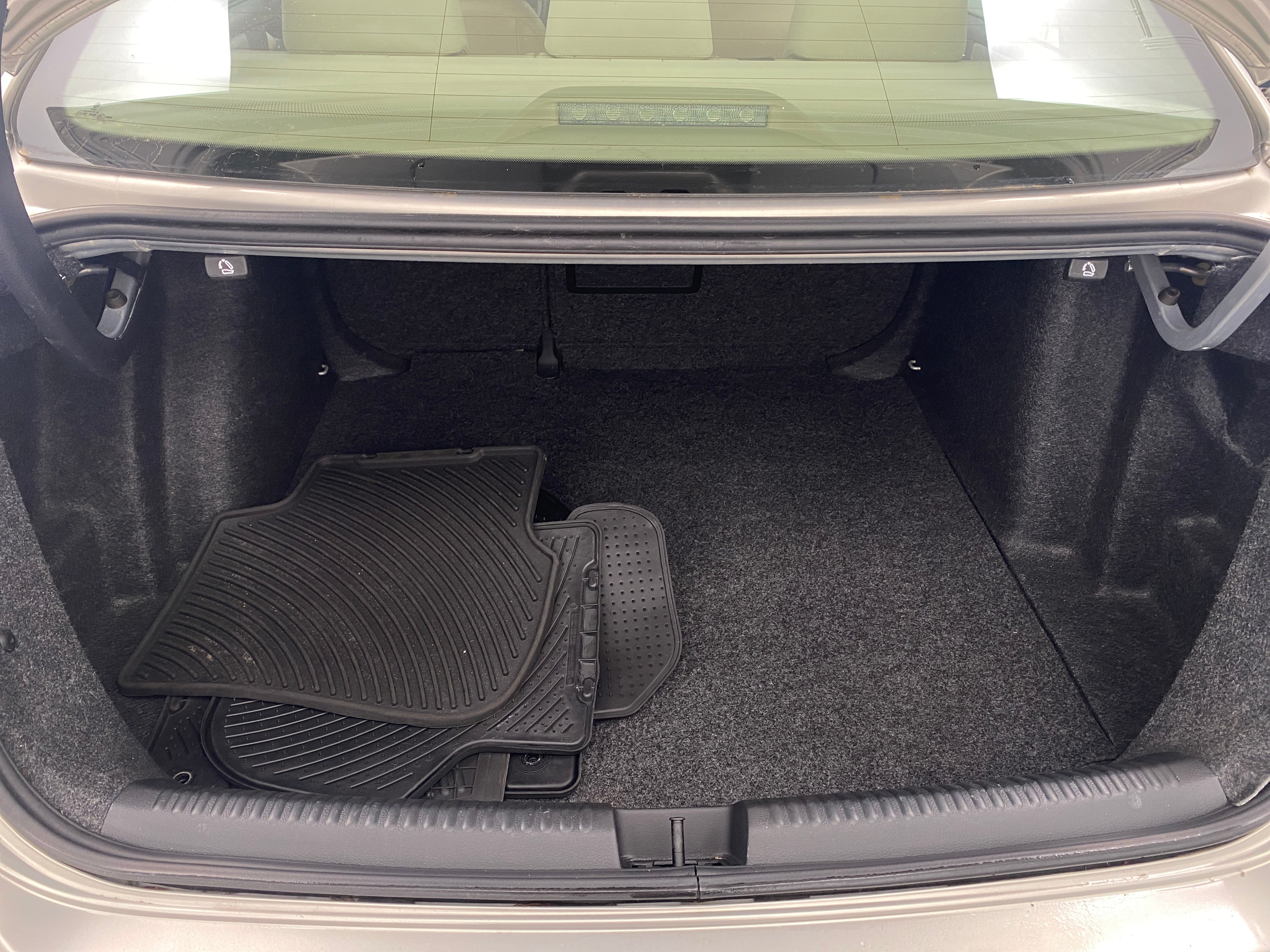 2012 Volkswagen Jetta 2.0T 6