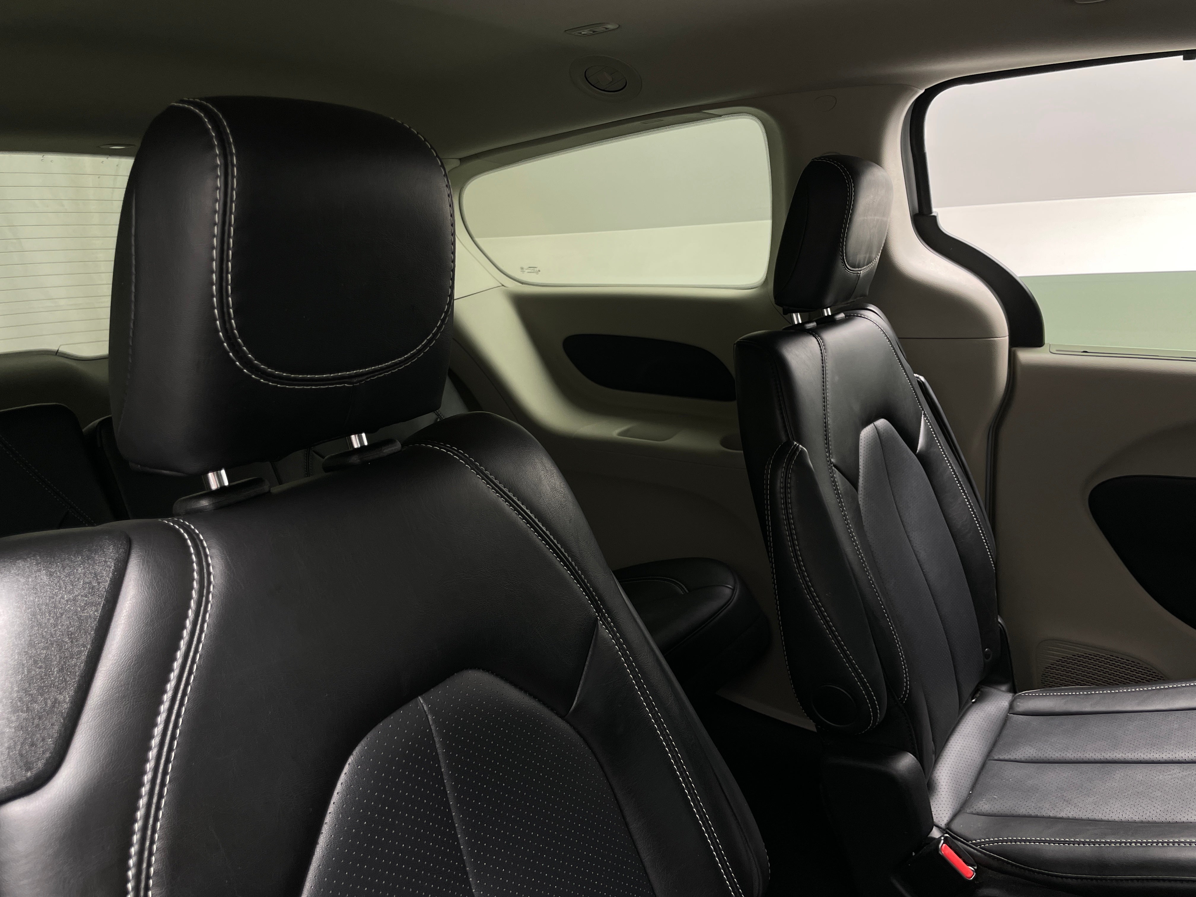 2024 Chrysler Pacifica Touring L 5
