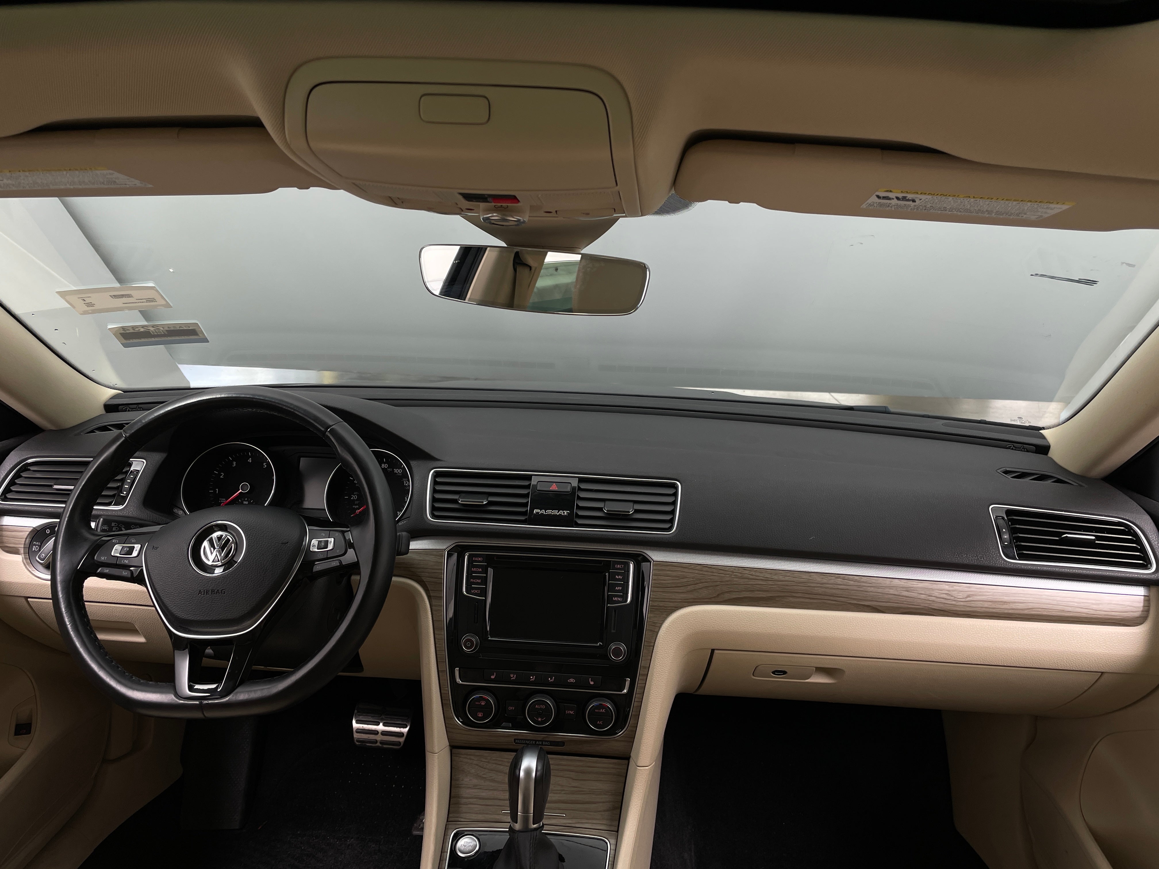 2018 Volkswagen Passat 2.0T 2