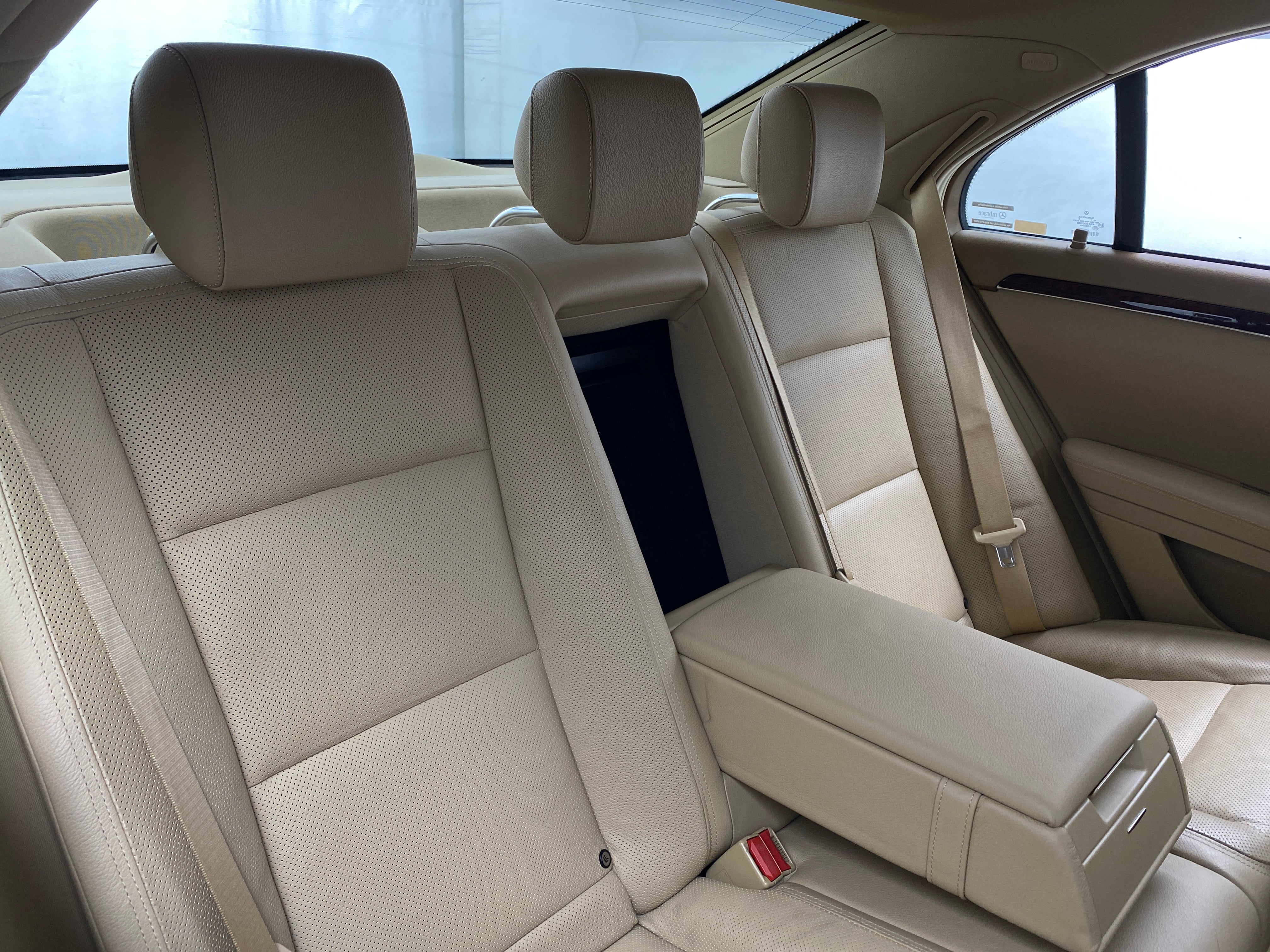 2010 Mercedes-Benz S-Class S 550 5
