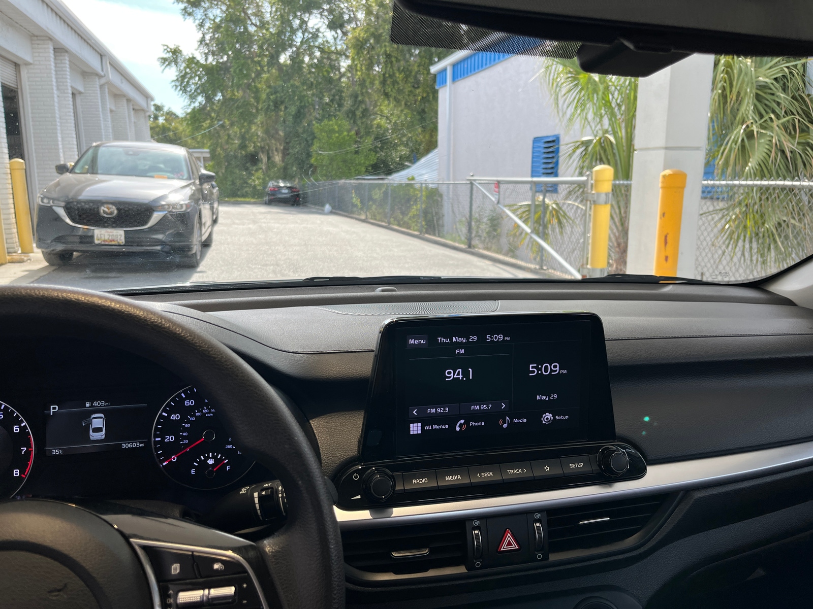 Thumbnail: 2023 Kia Forte - 3