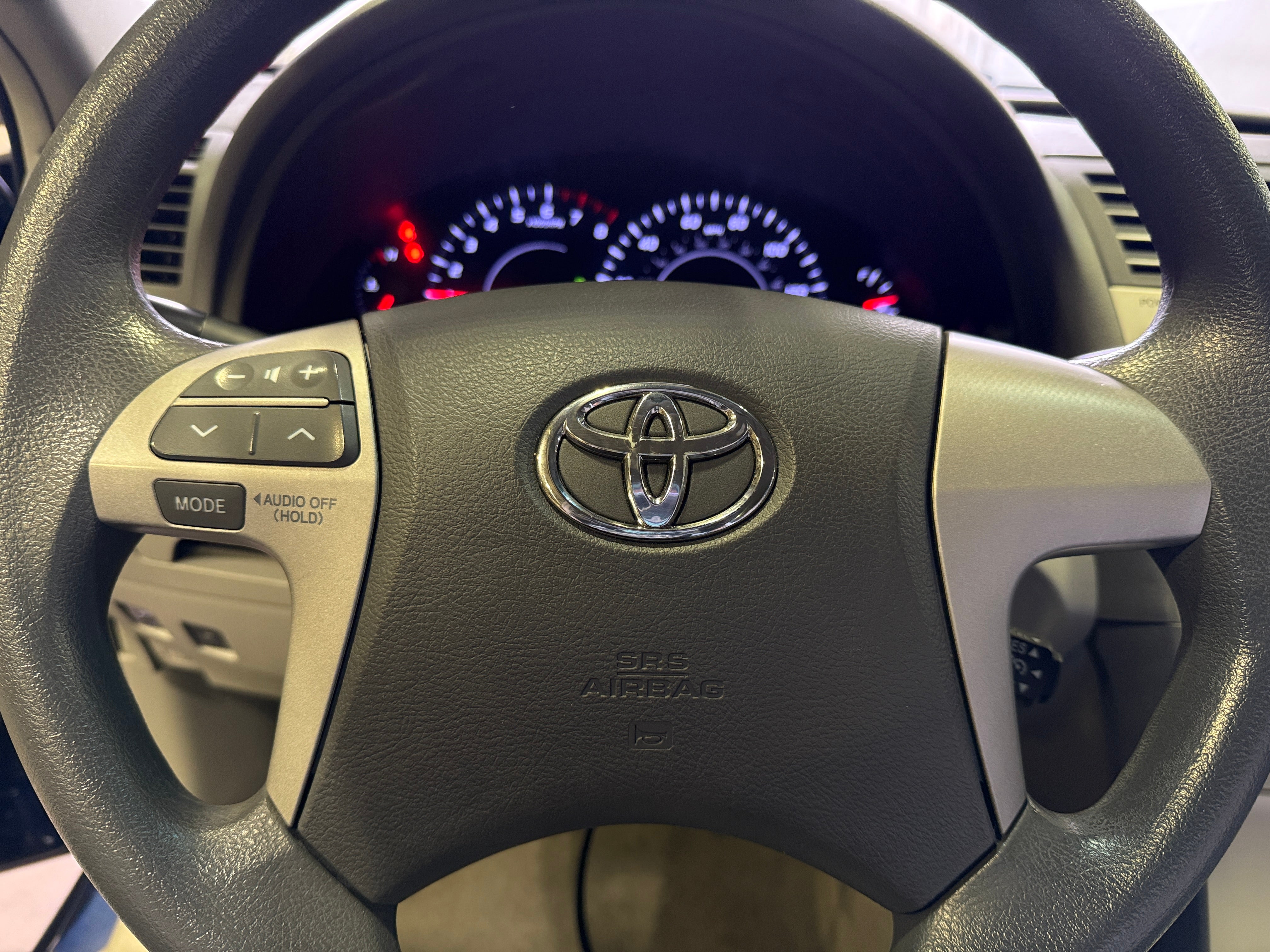 2011 Toyota Camry LE 5