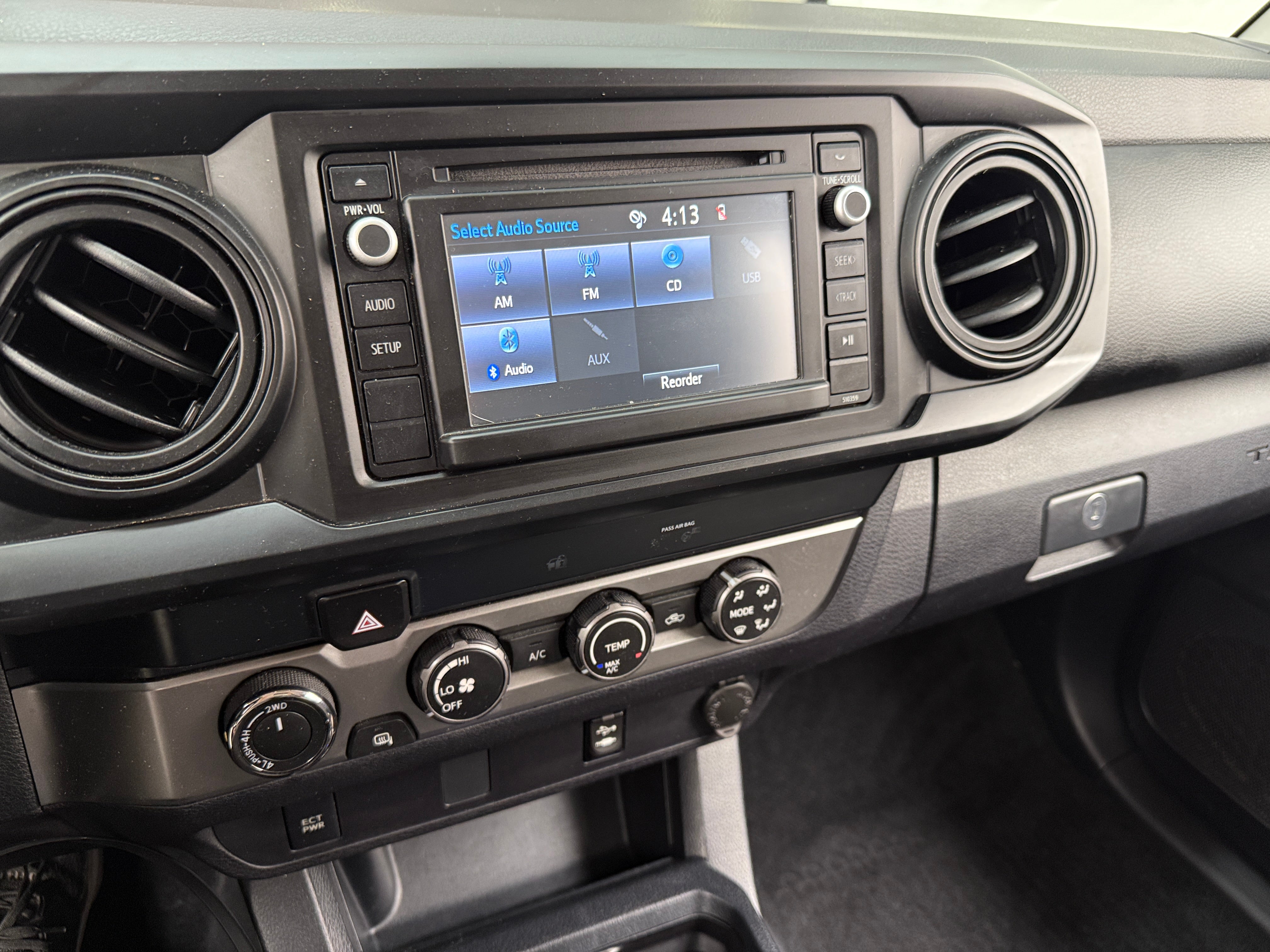 2019 Toyota Tacoma SR5 4