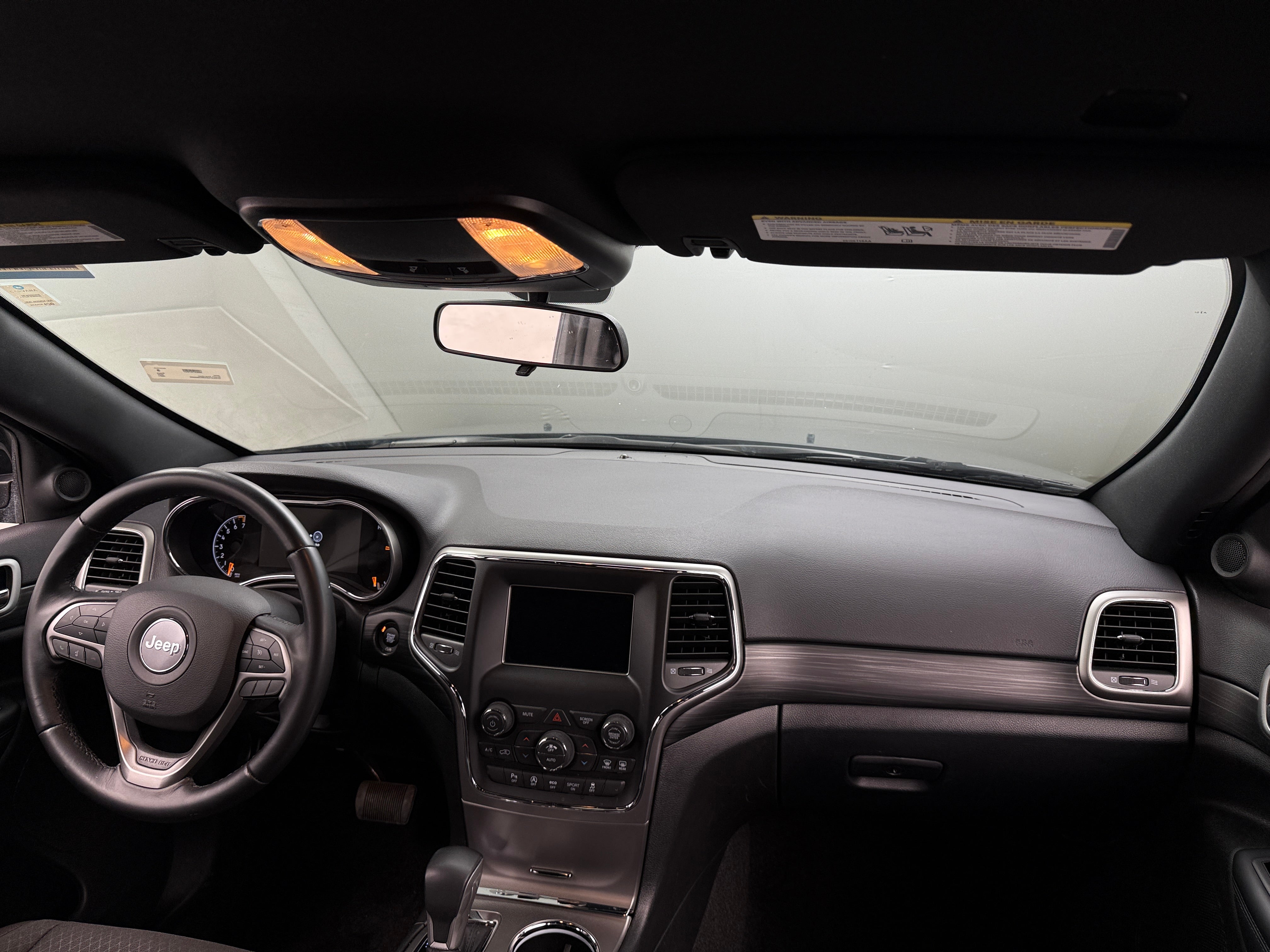 2021 Jeep Grand Cherokee Laredo 3