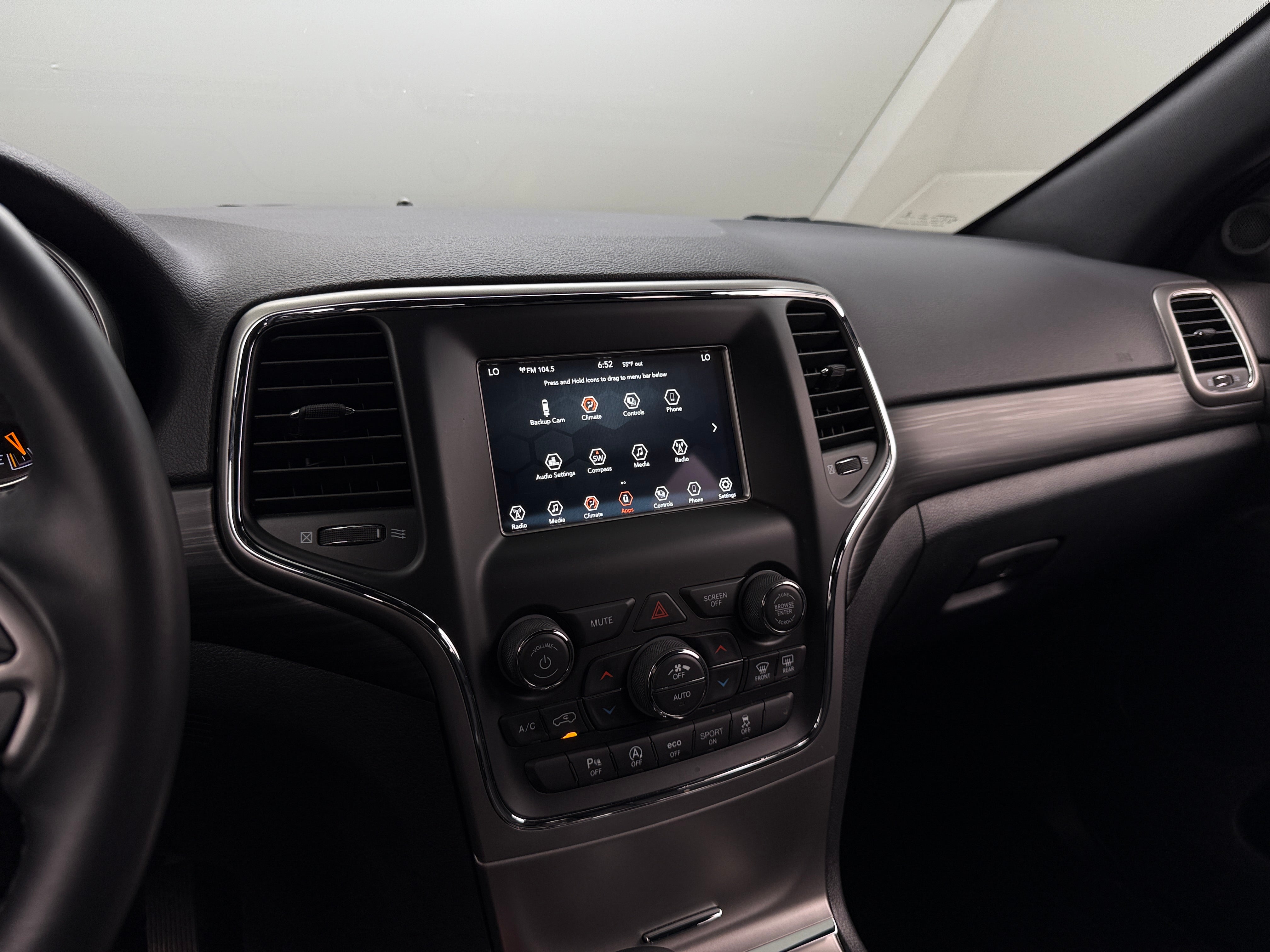 2021 Jeep Grand Cherokee Laredo 4