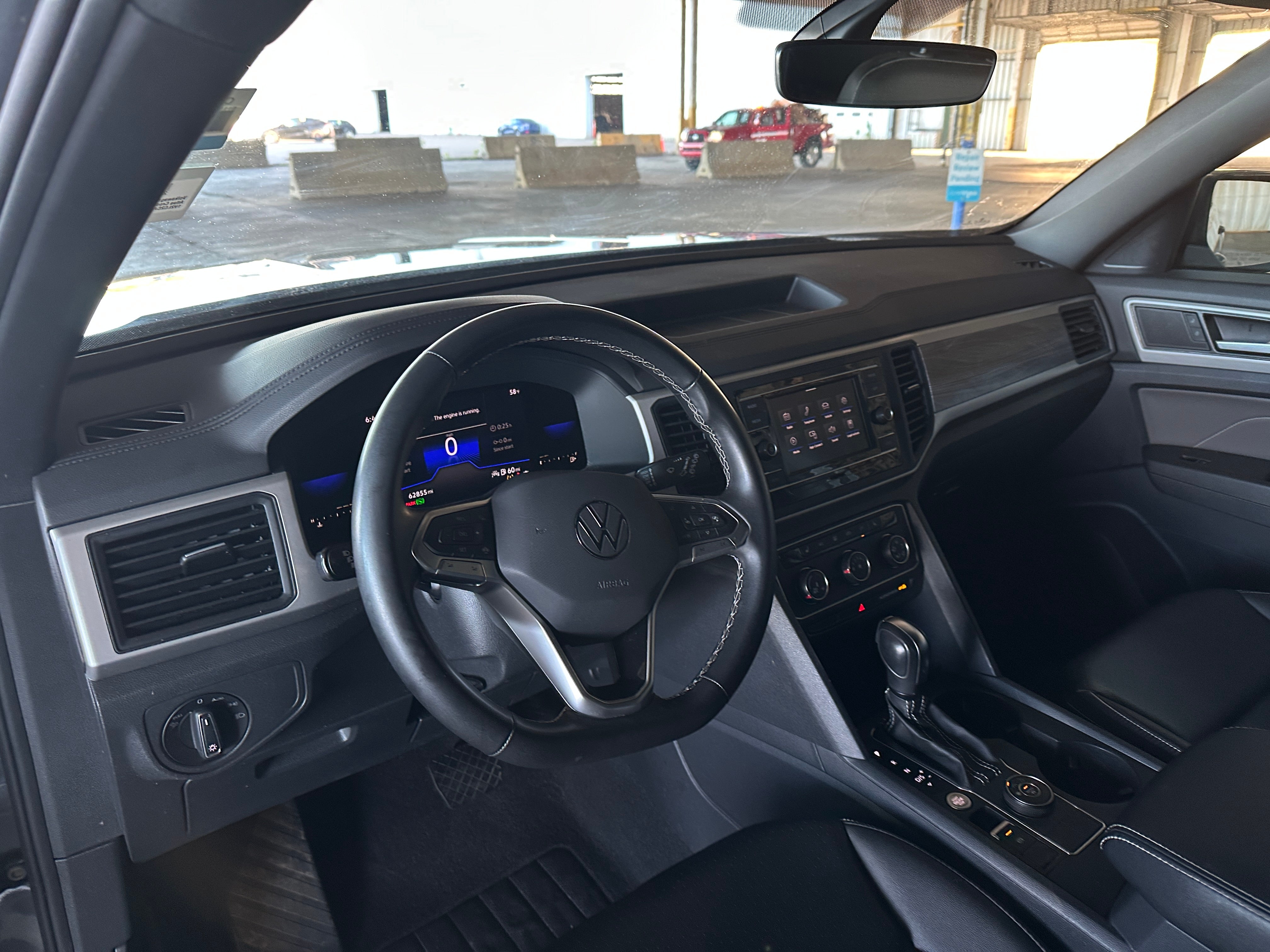 2022 Volkswagen Atlas SE 2
