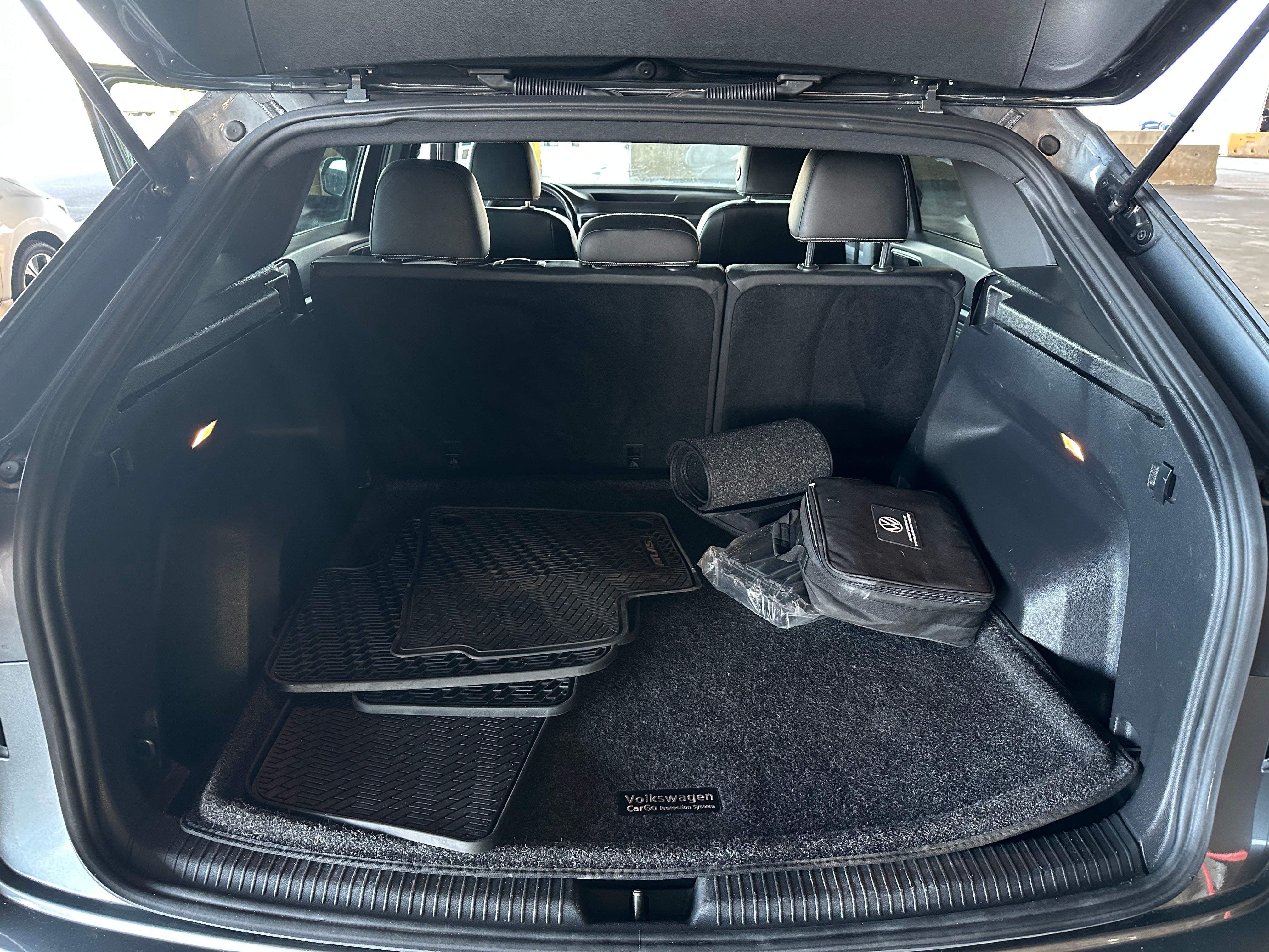 2022 Volkswagen Atlas SE 6