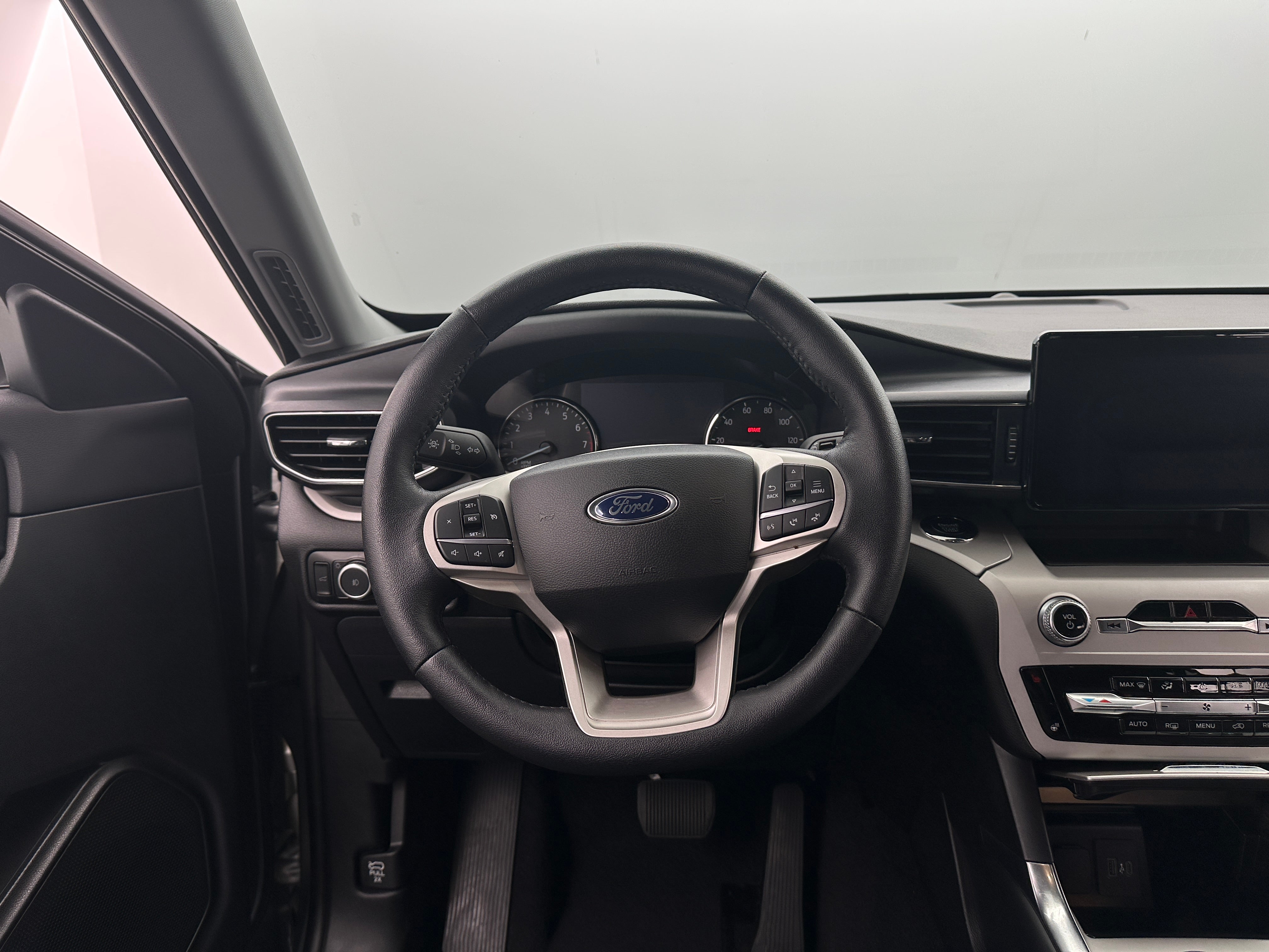 2024 Ford Explorer XLT 5