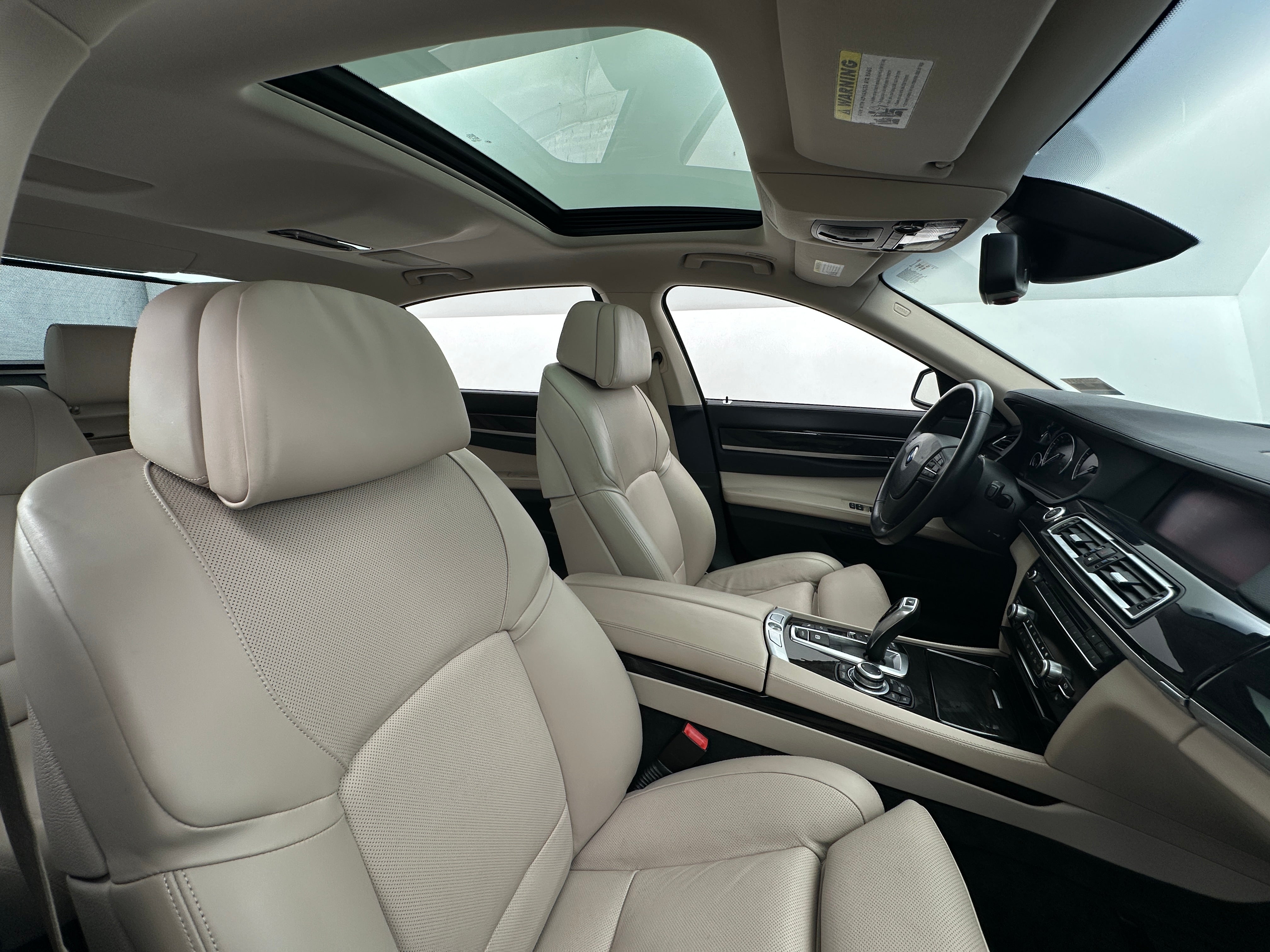 2011 BMW 7 Series 750Li 2