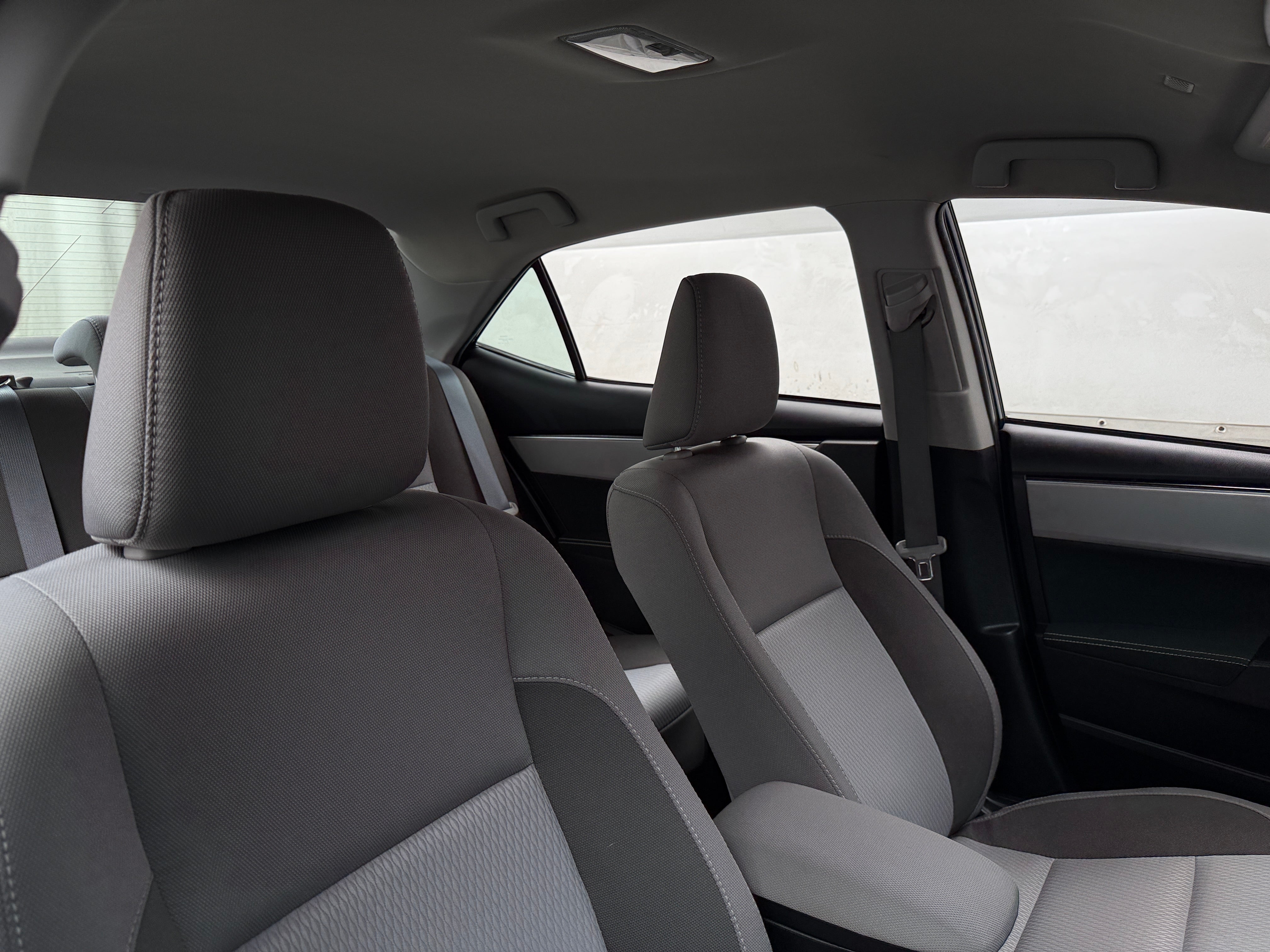 2019 Toyota Corolla LE 2