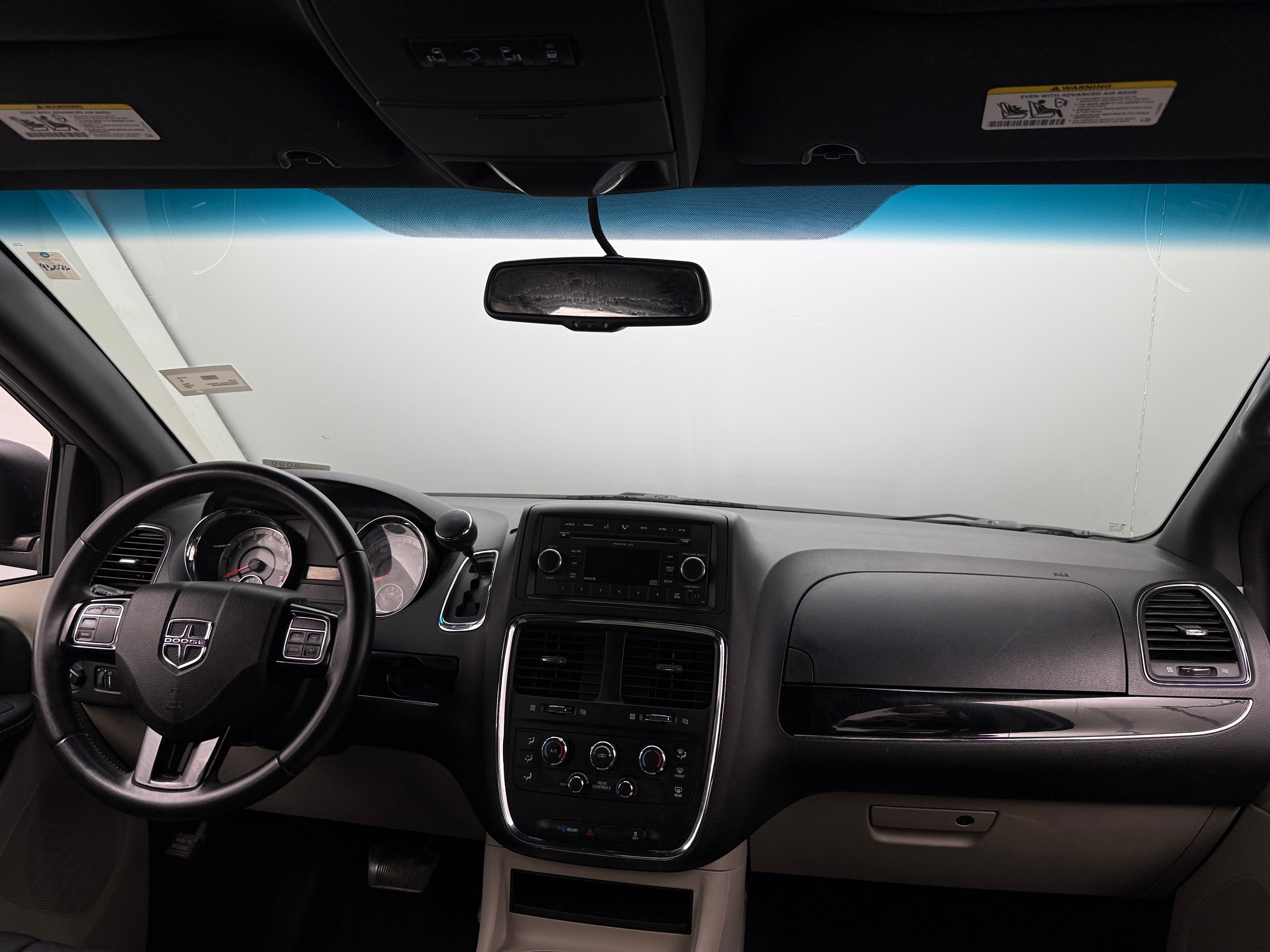 2017 Dodge Grand Caravan SXT 2