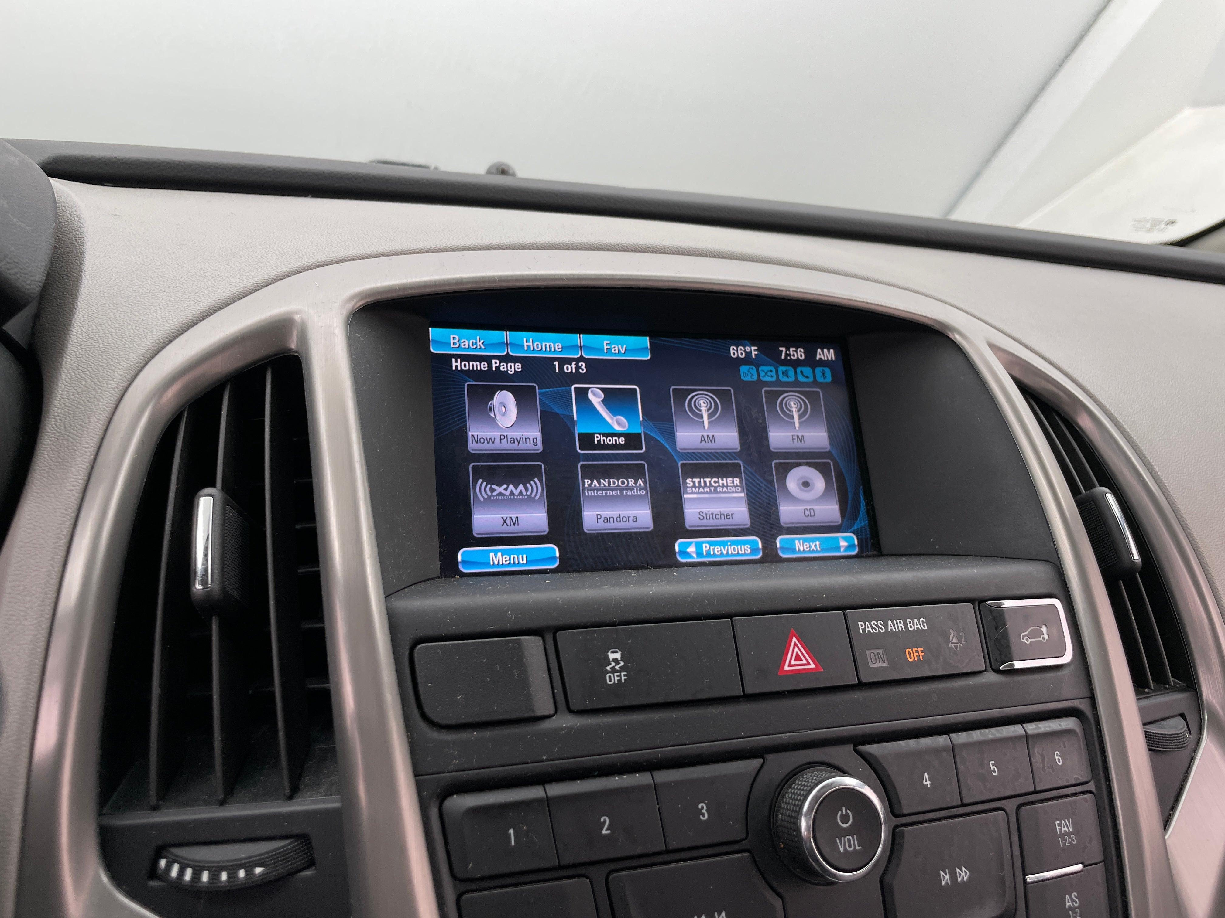 2014 Buick Verano Base 4