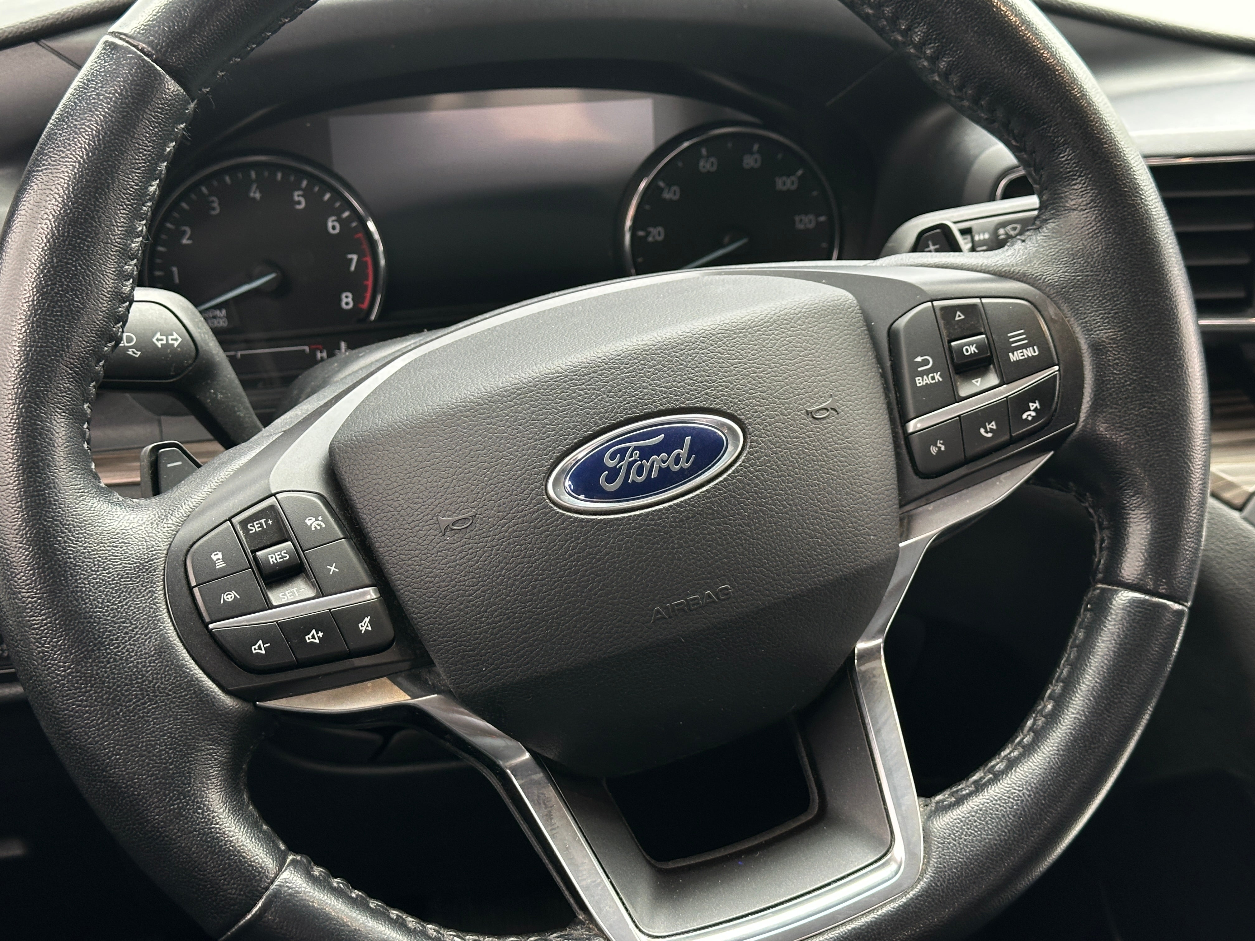 2020 Ford Explorer Limited 4