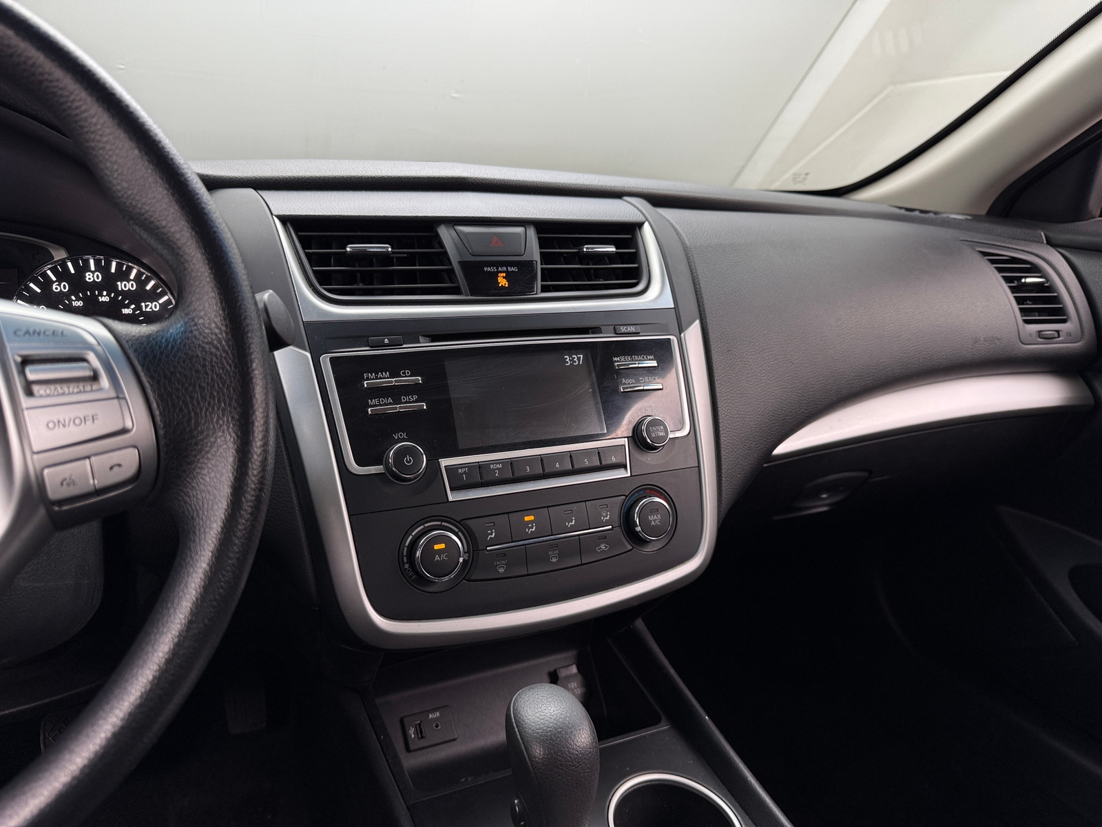 Thumbnail: 2016 Nissan Altima - 4