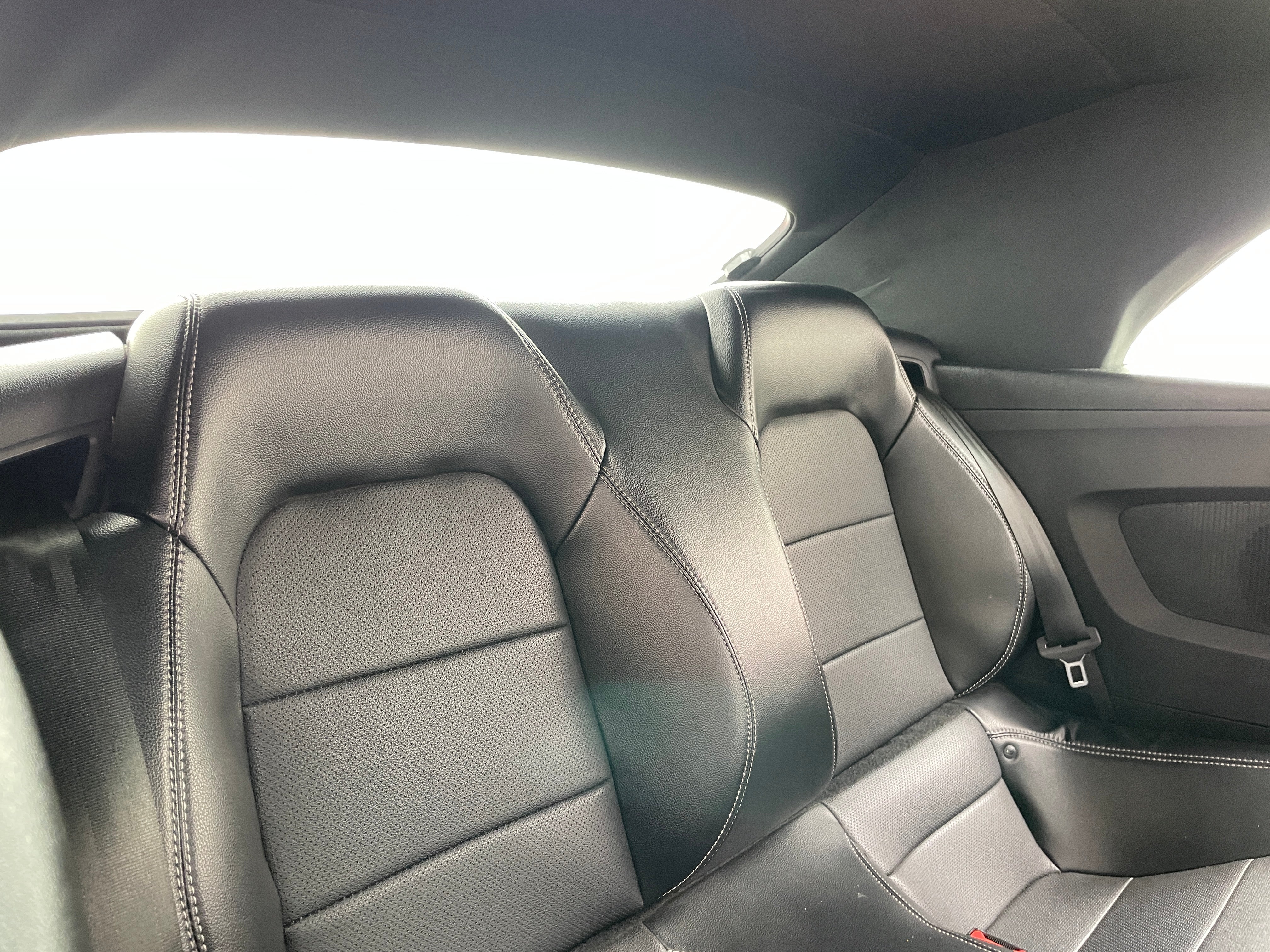 2020 Ford Mustang  4