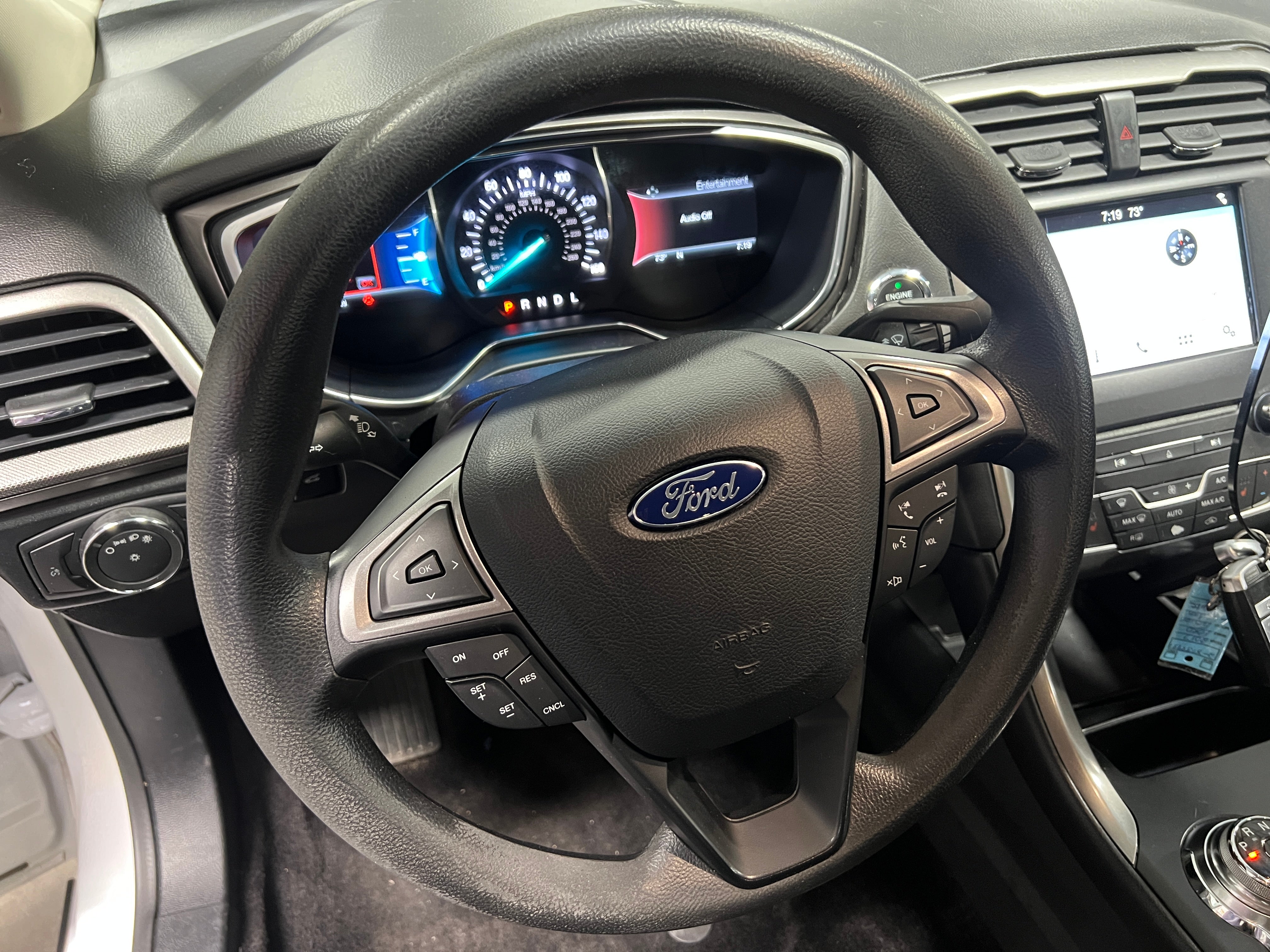 2017 Ford Fusion SE 5