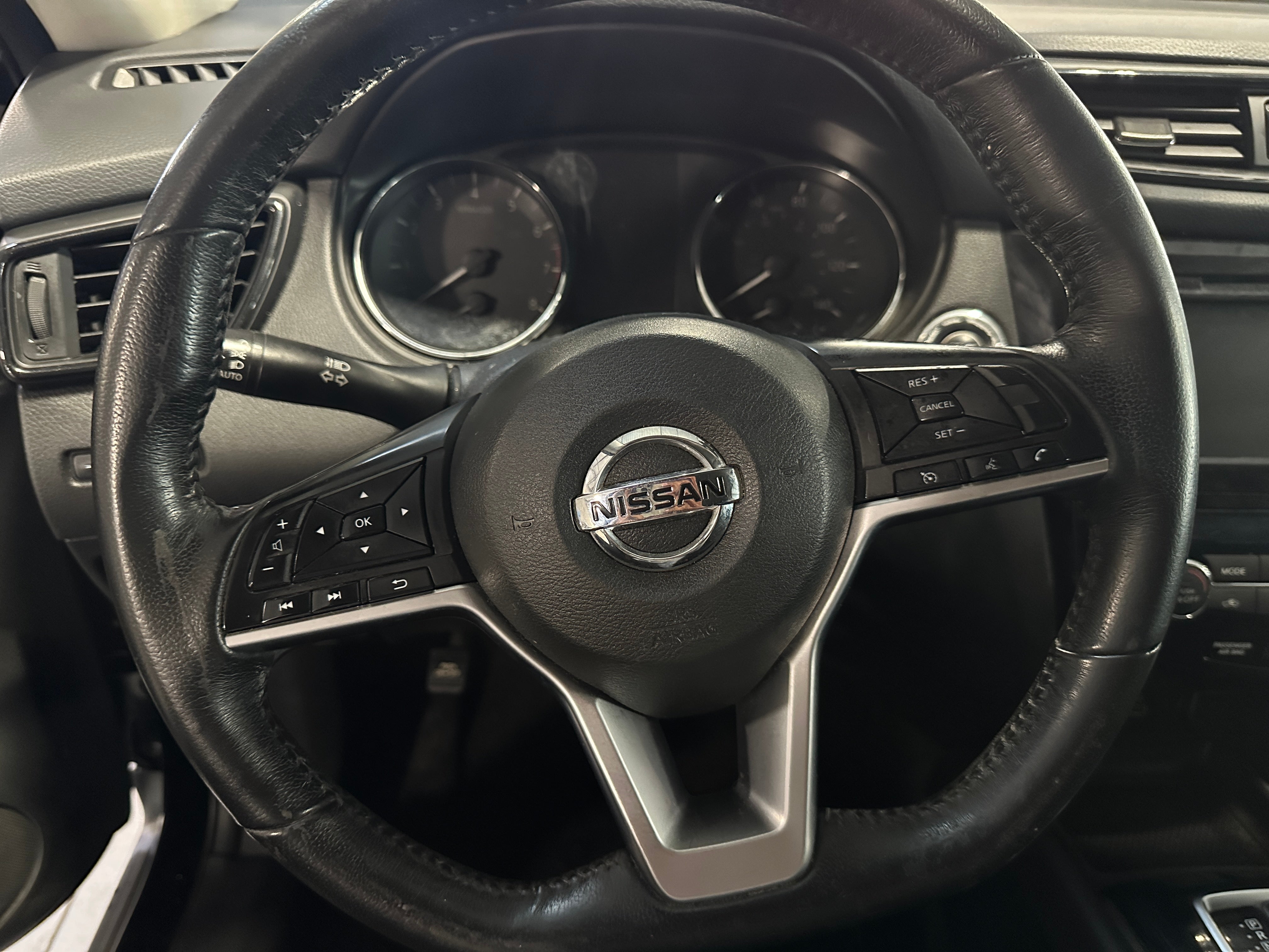 2018 Nissan Rogue SV 5
