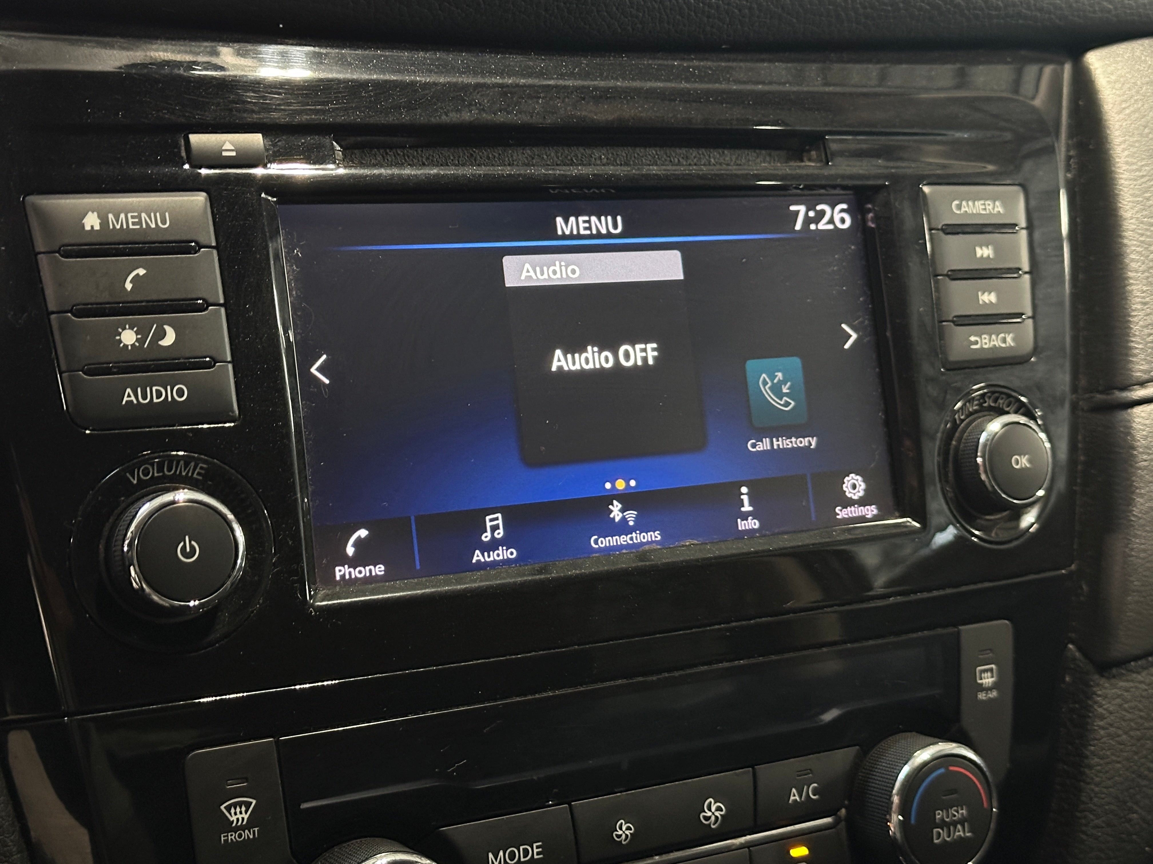 2018 Nissan Rogue SV 4