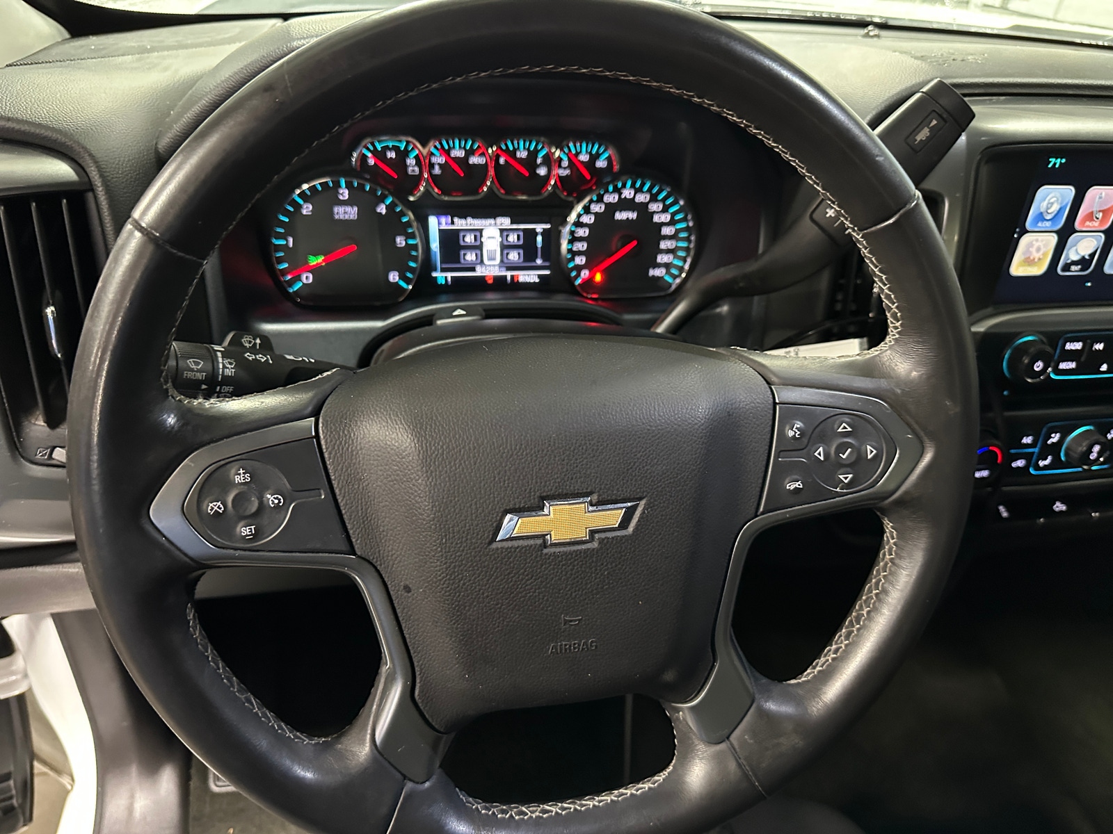 Thumbnail: 2017 Chevrolet Silverado 1500 - 5