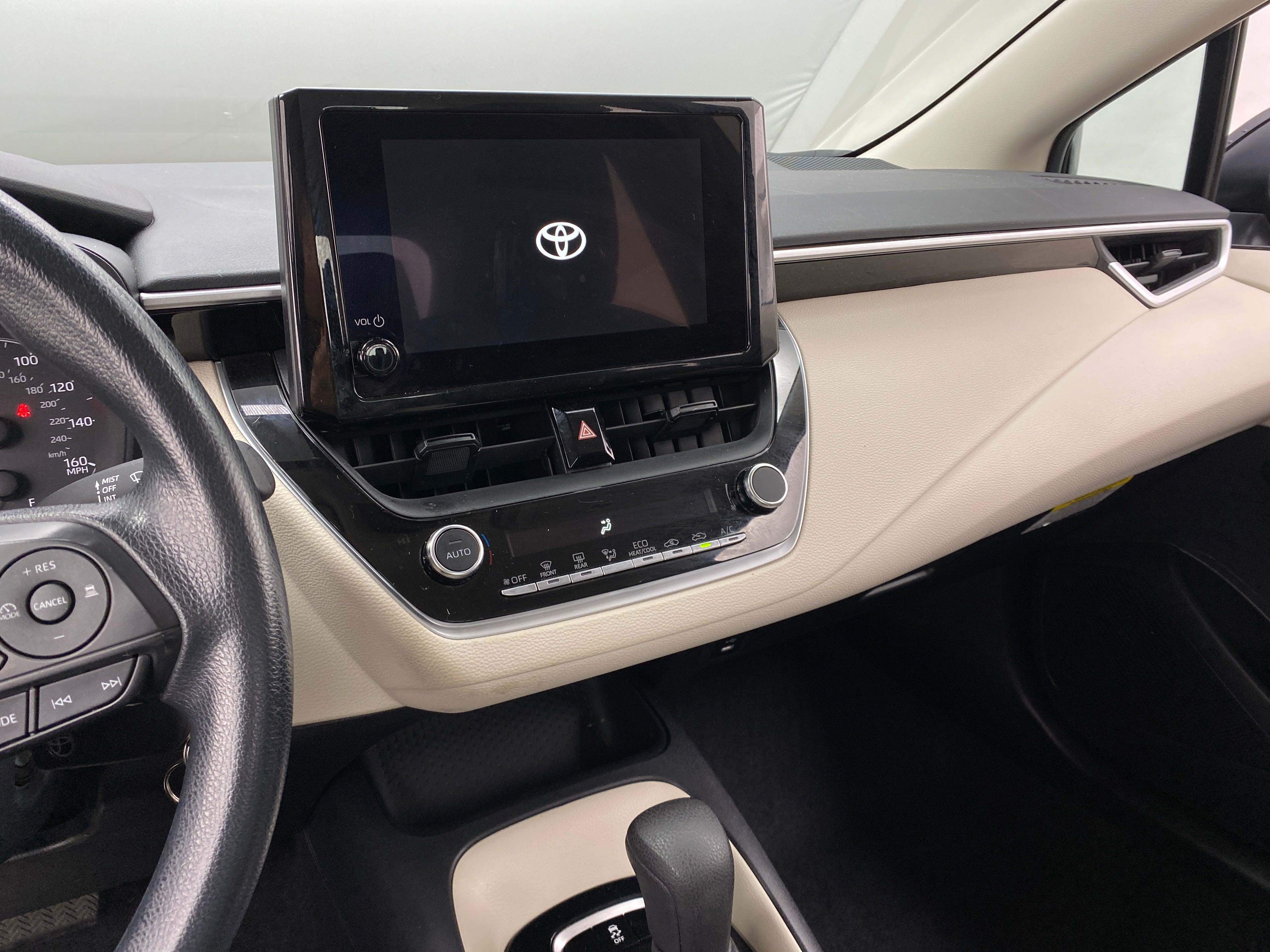 2023 Toyota Corolla LE 4