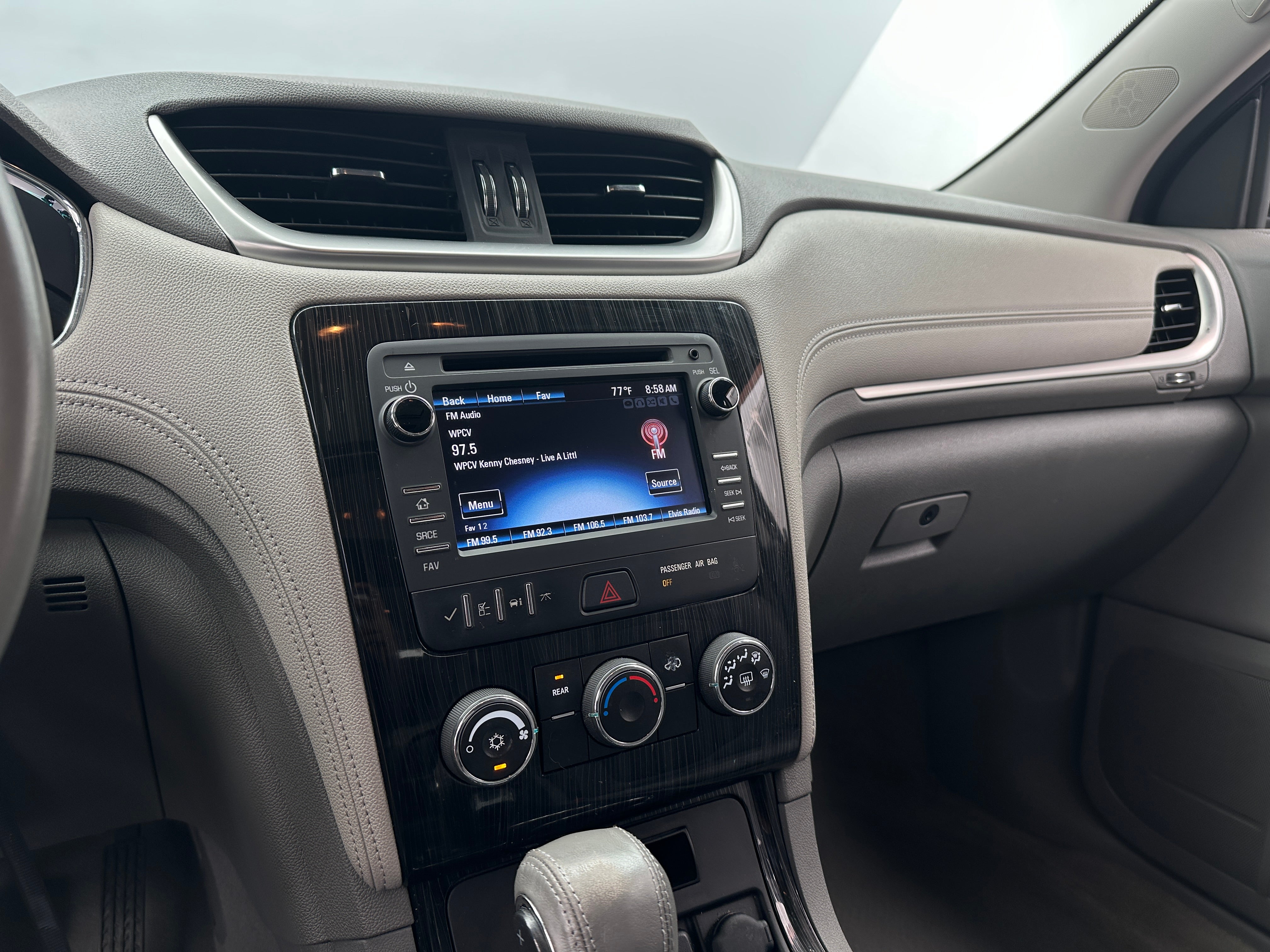 2017 Chevrolet Traverse LT 4