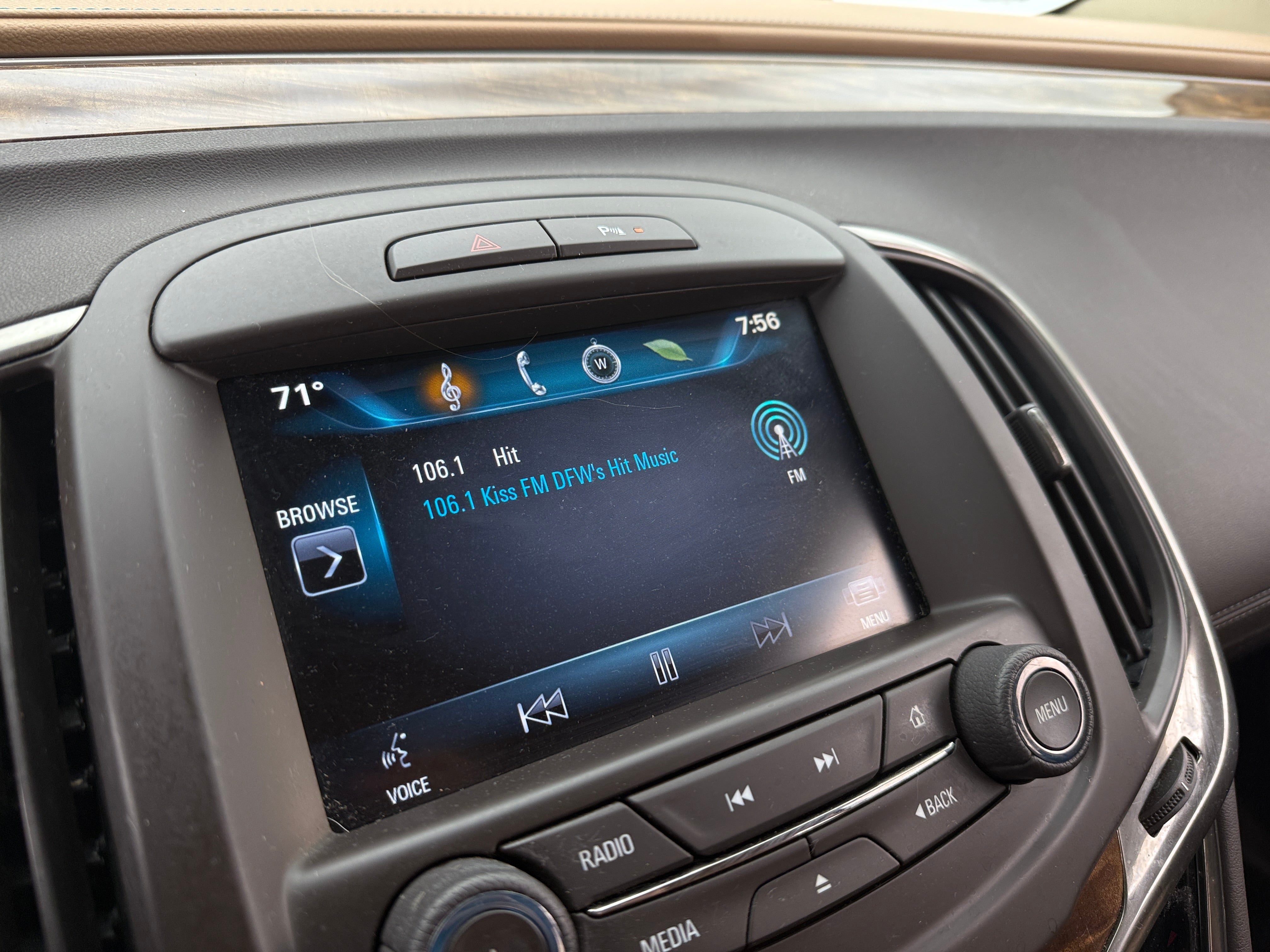 2014 Buick LaCrosse Leather Group 3
