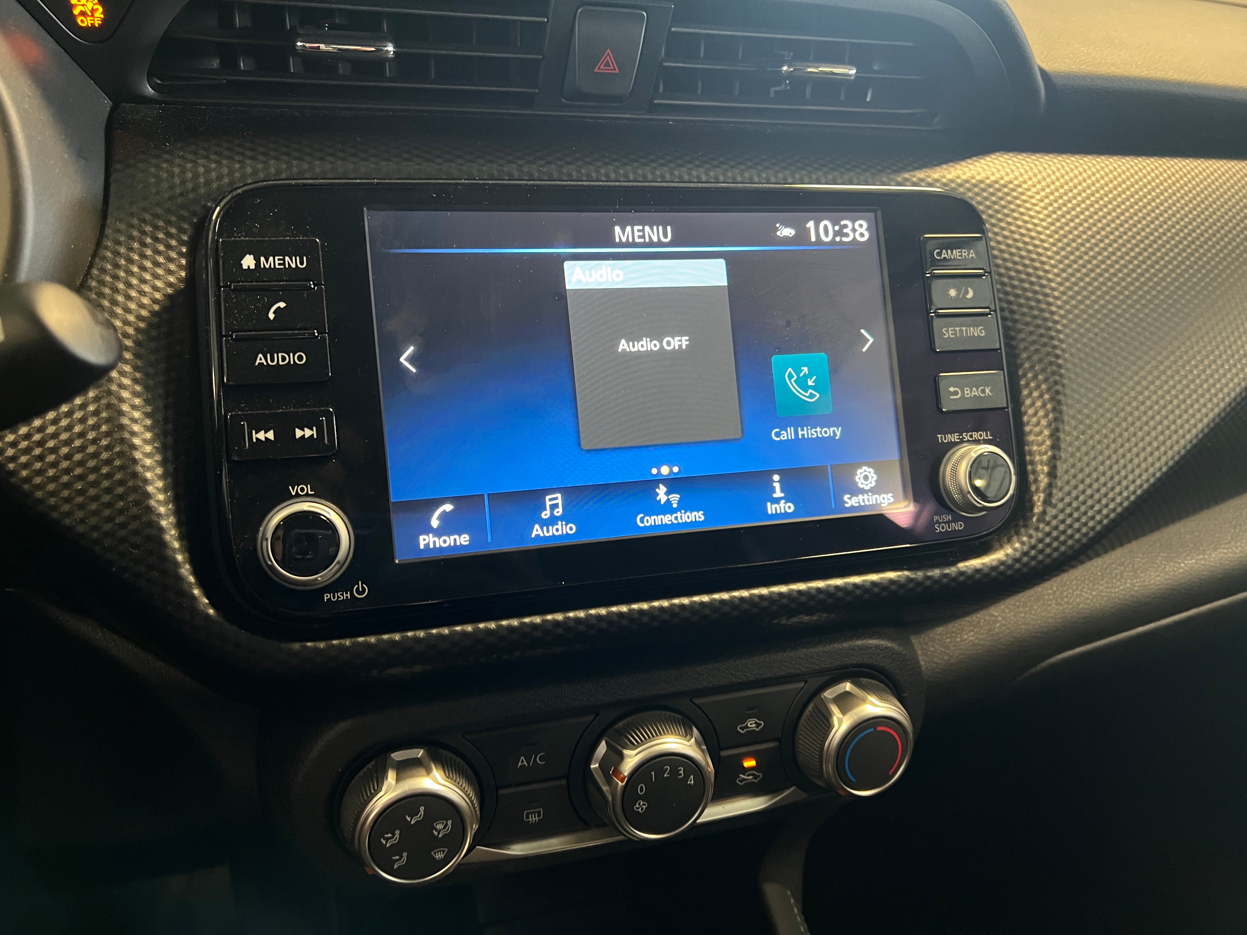 2024 Nissan Kicks SV 4