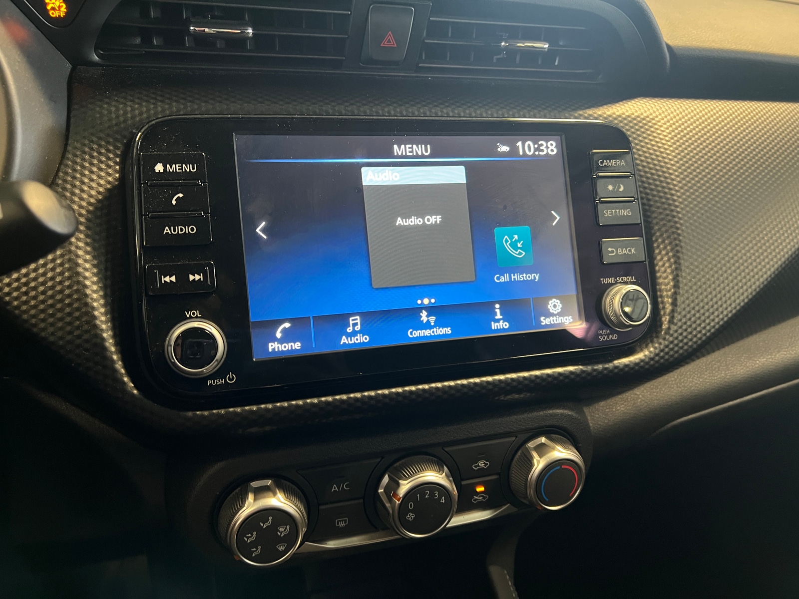 Thumbnail: 2024 Nissan Kicks - 4