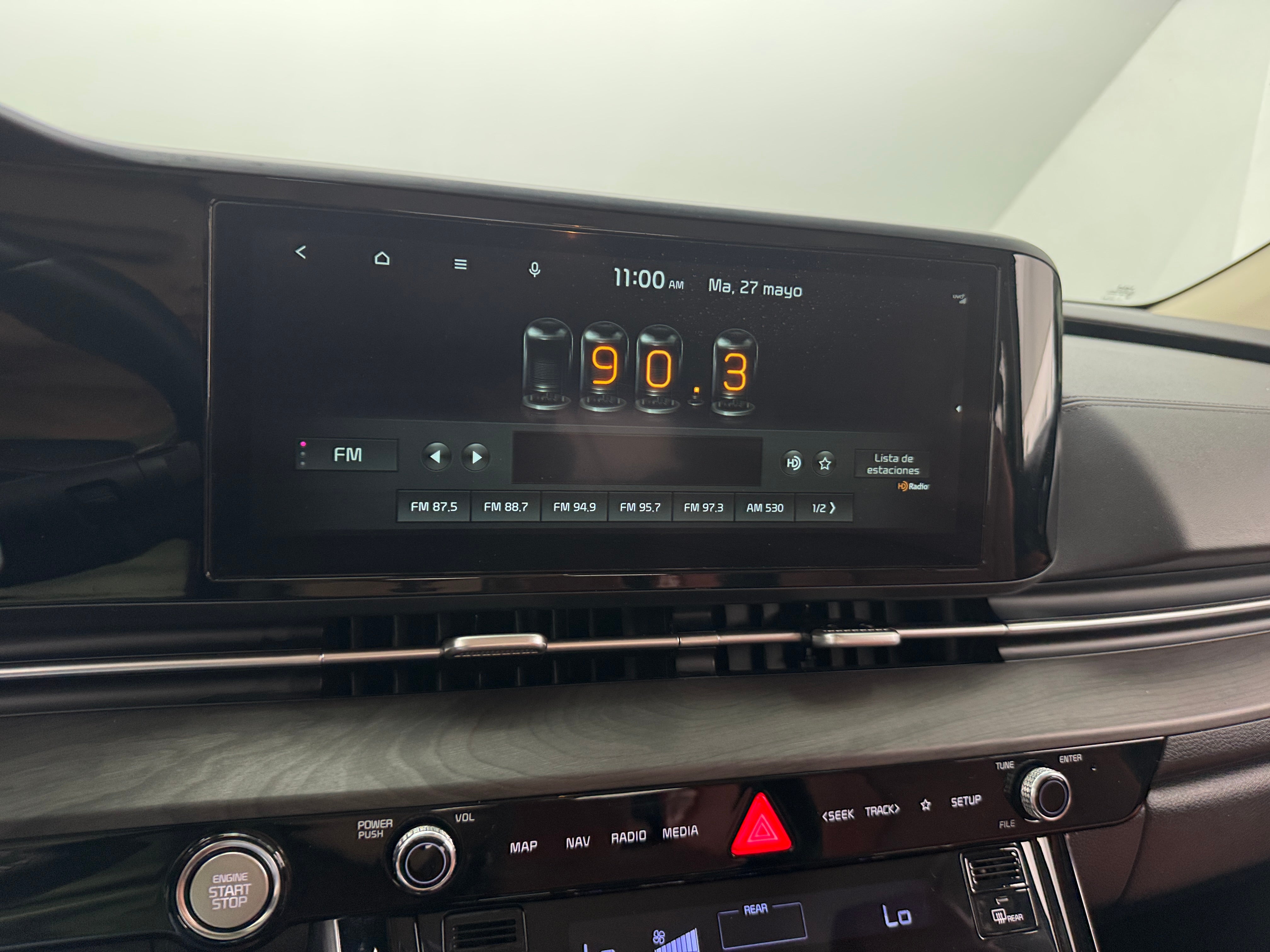 2022 Kia Carnival SX 4