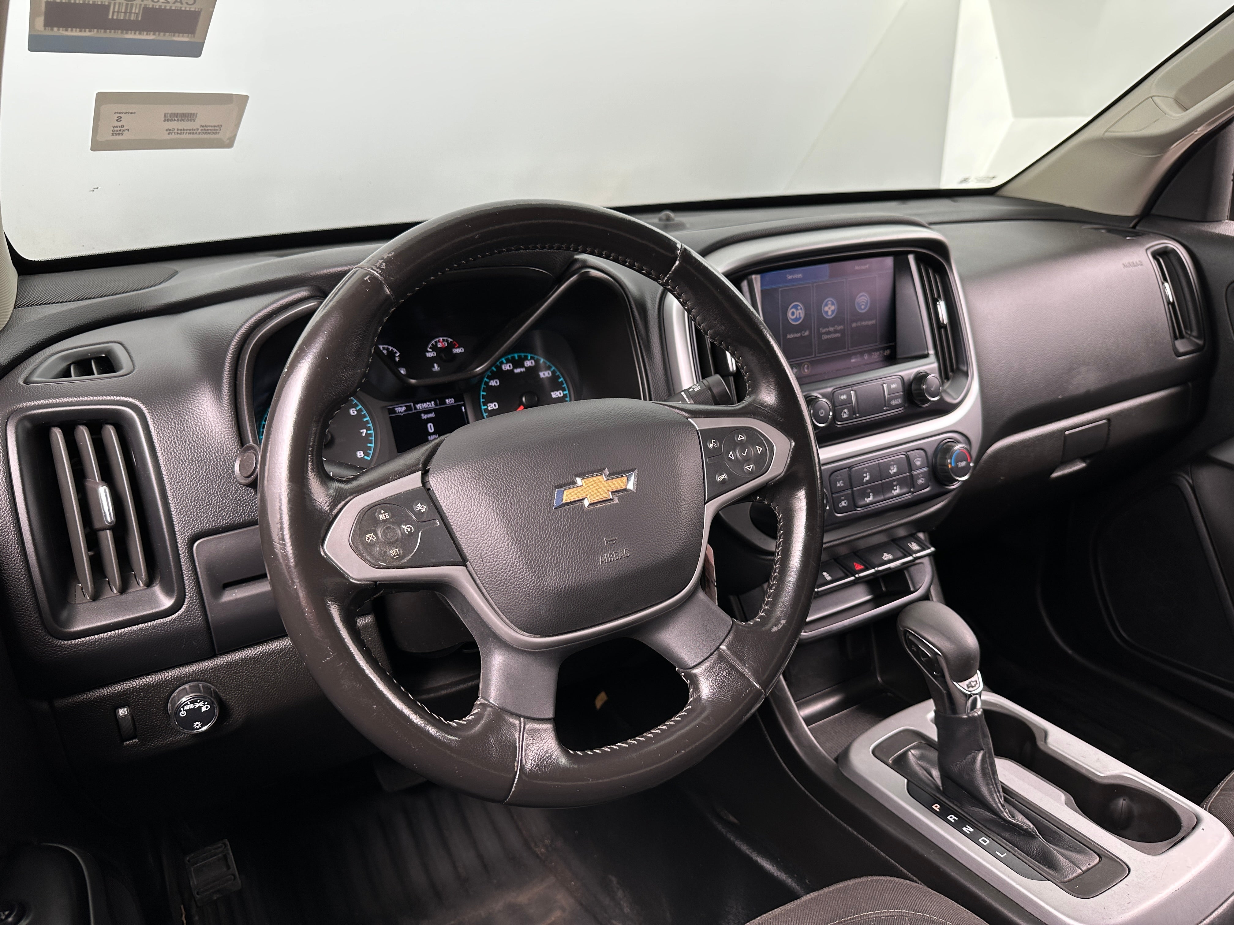 2022 Chevrolet Colorado LT 3