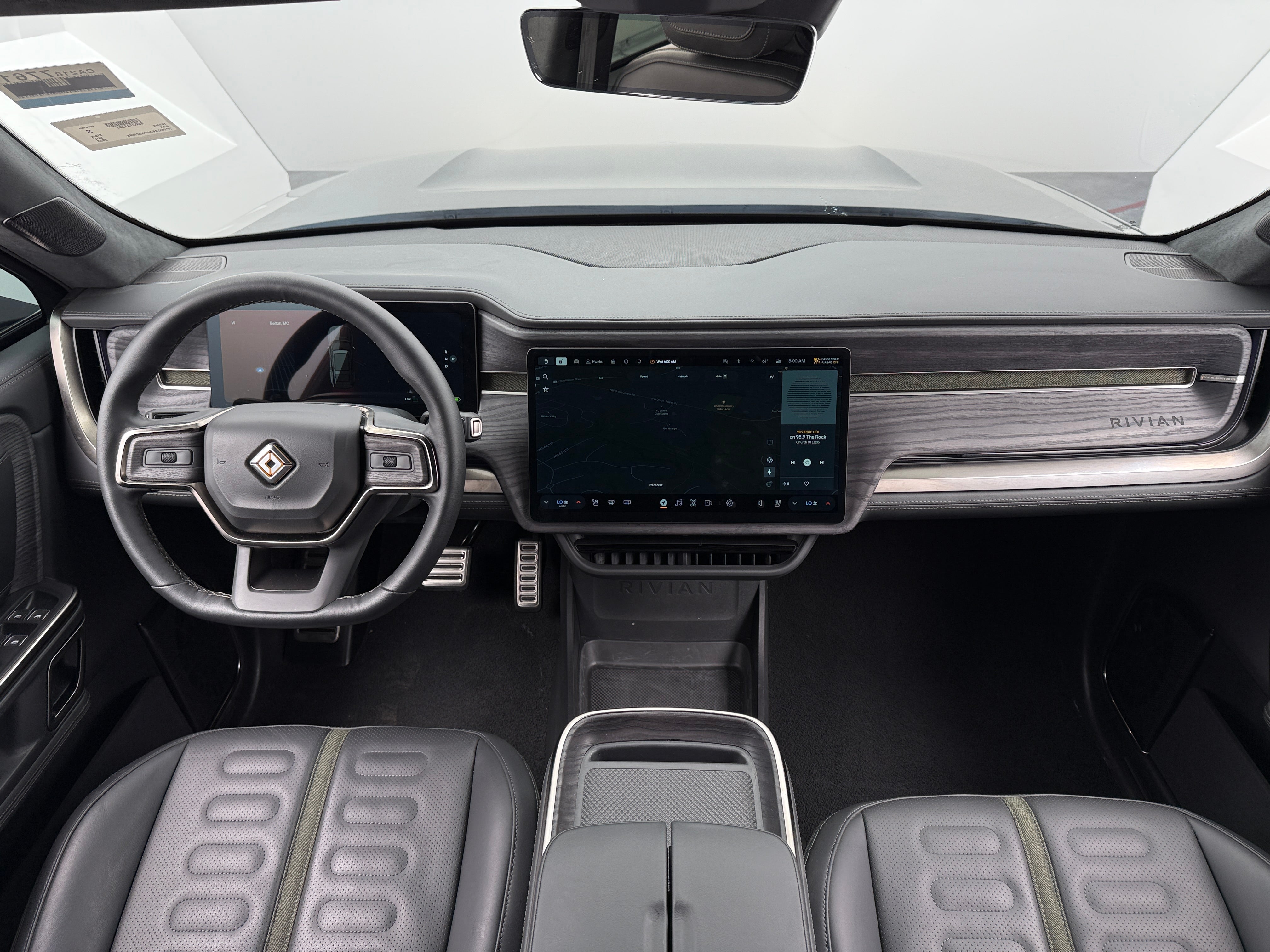 2023 Rivian R1S Adventure 2