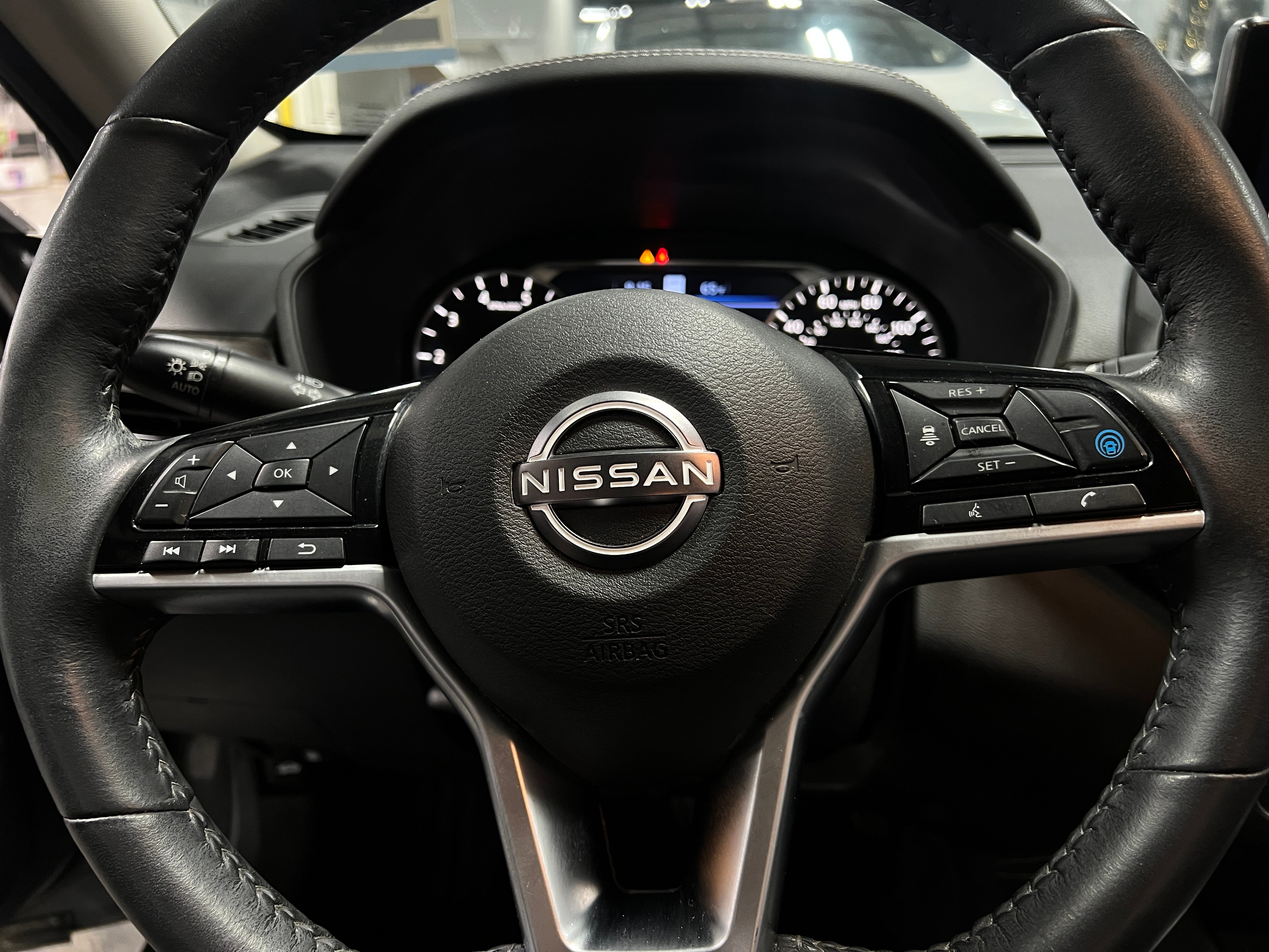 2023 Nissan Altima SL 4