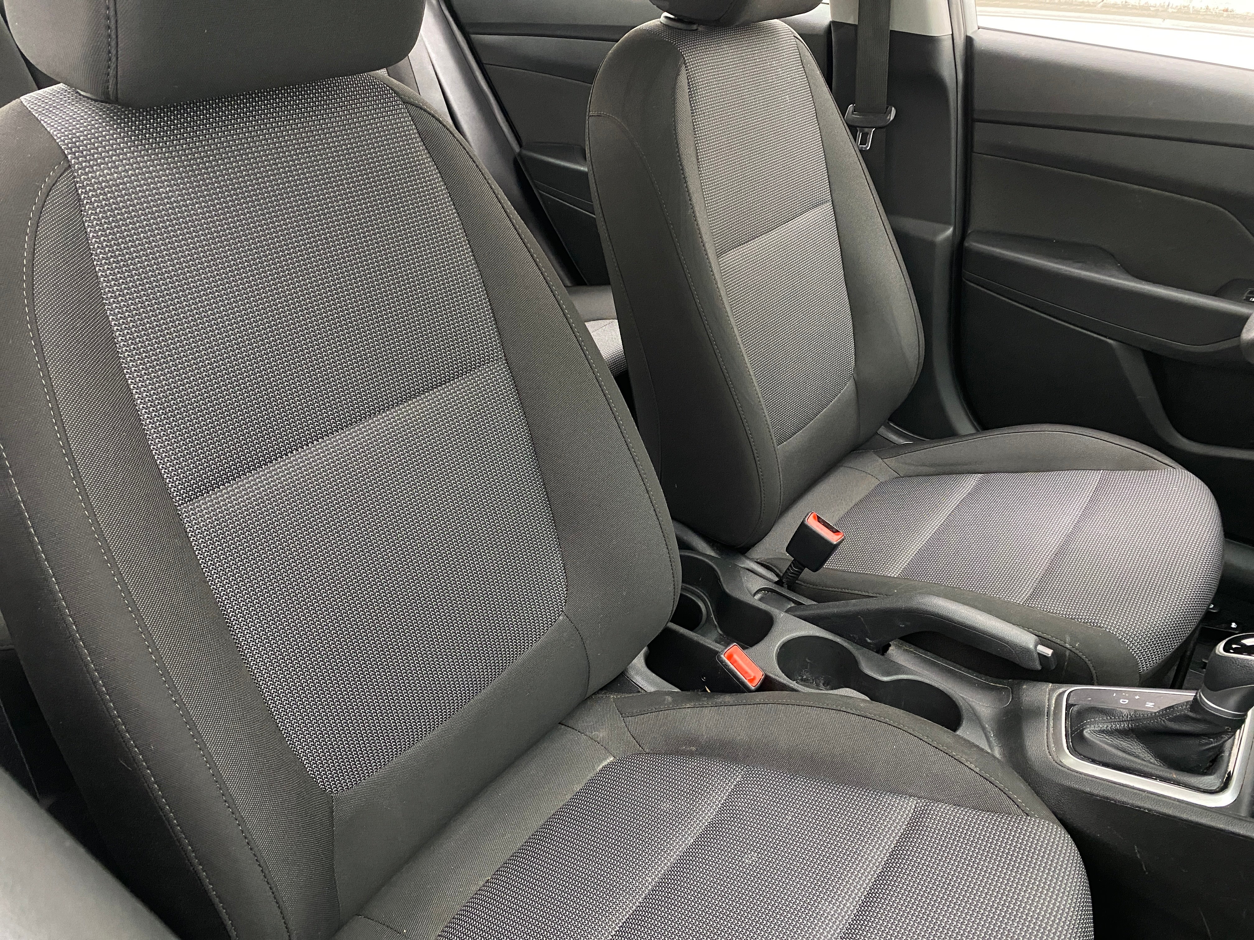 2022 Hyundai Accent SE 2