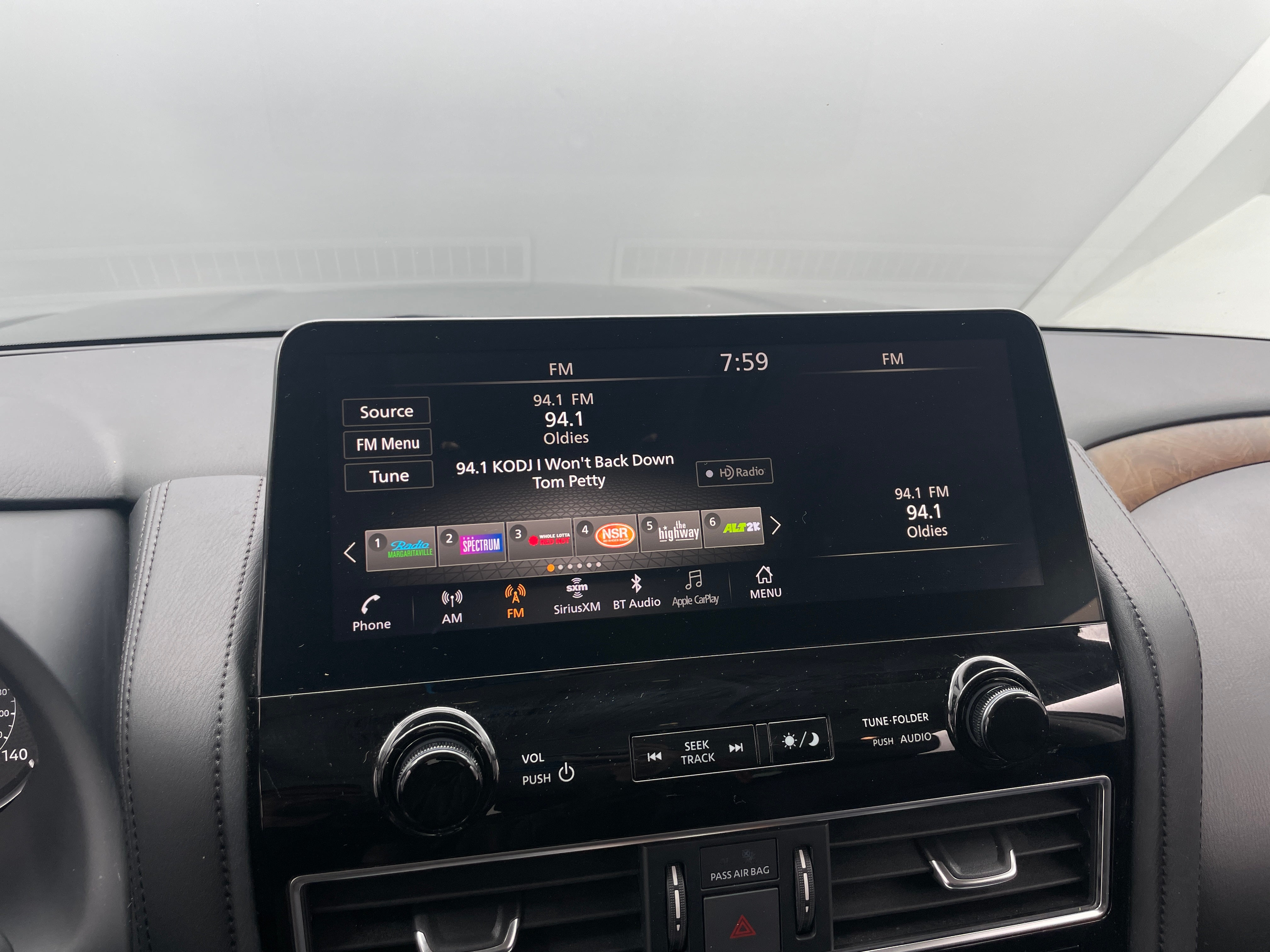 2023 Nissan Armada SL 3