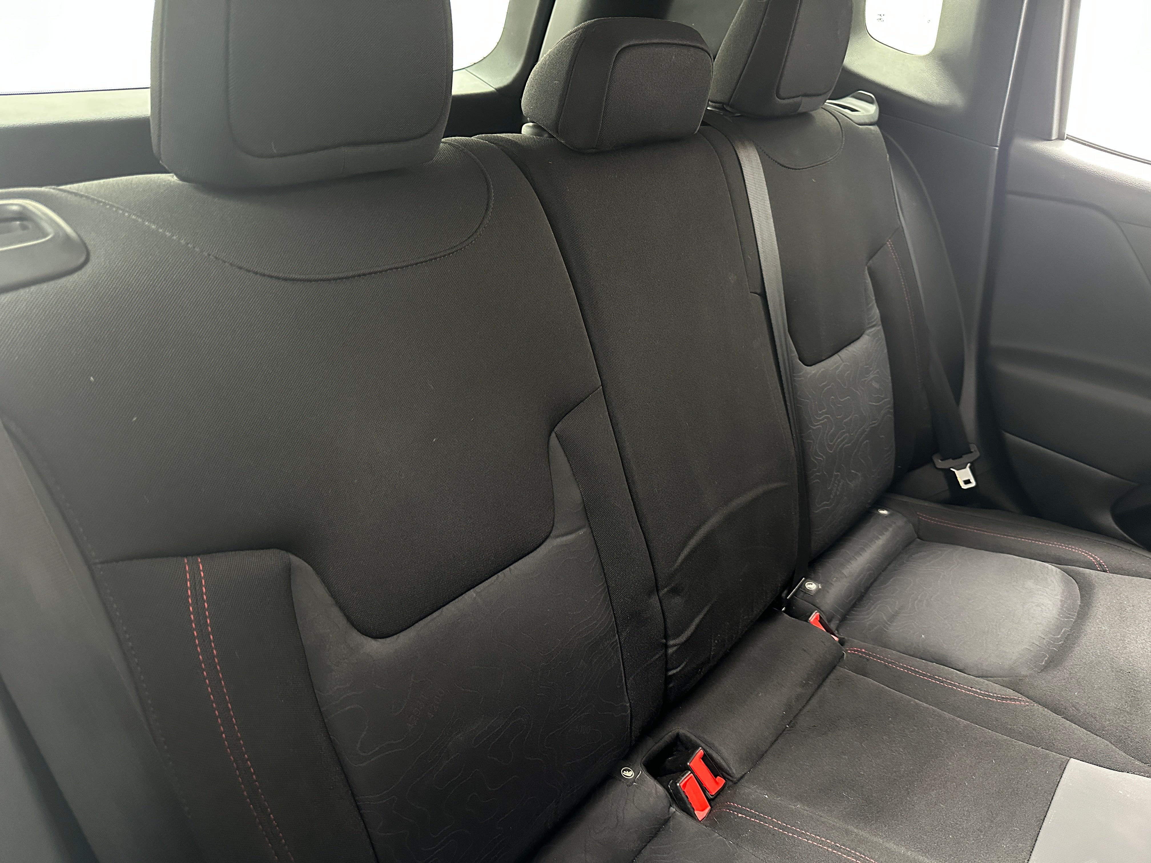 2019 Jeep Renegade Trailhawk 6