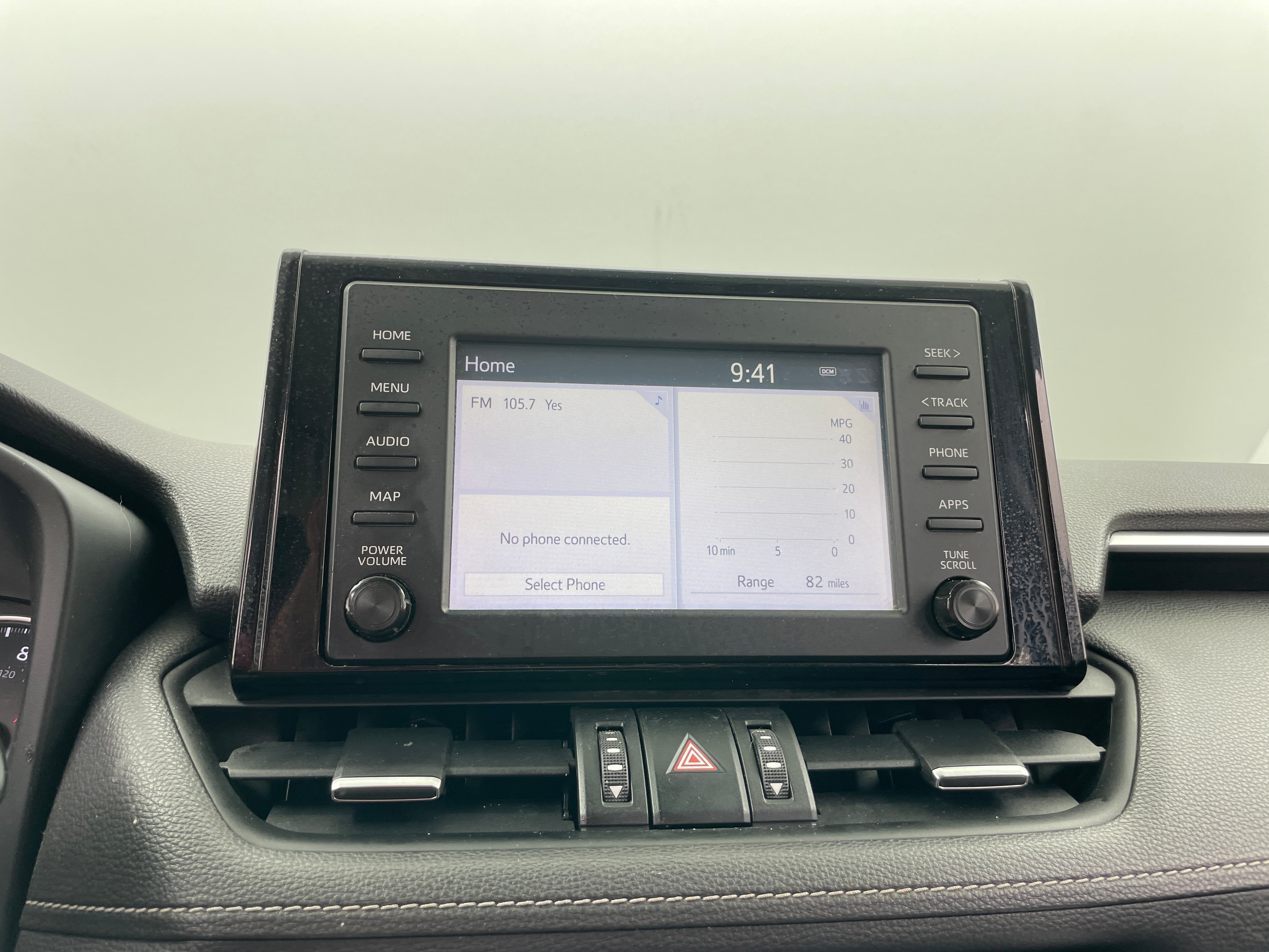 2019 Toyota RAV4 XLE Premium 3