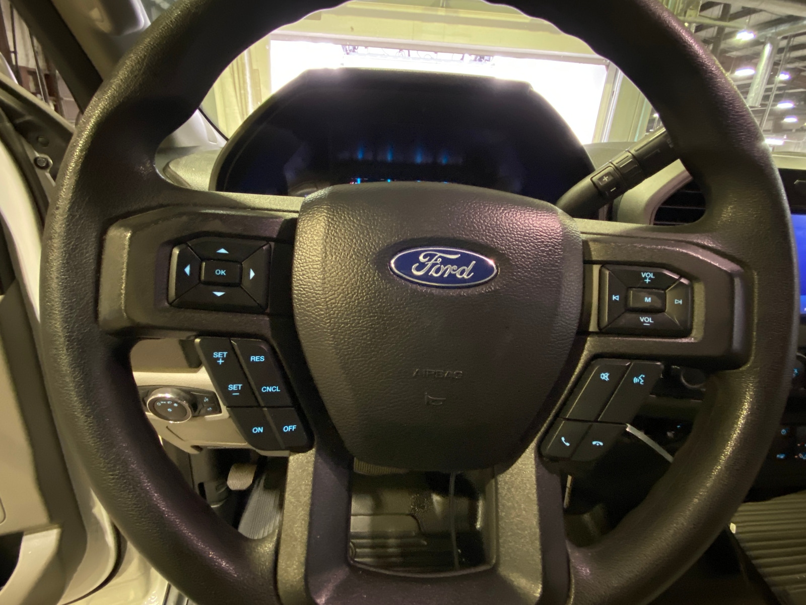 Thumbnail: 2021 Ford Econoline - 5