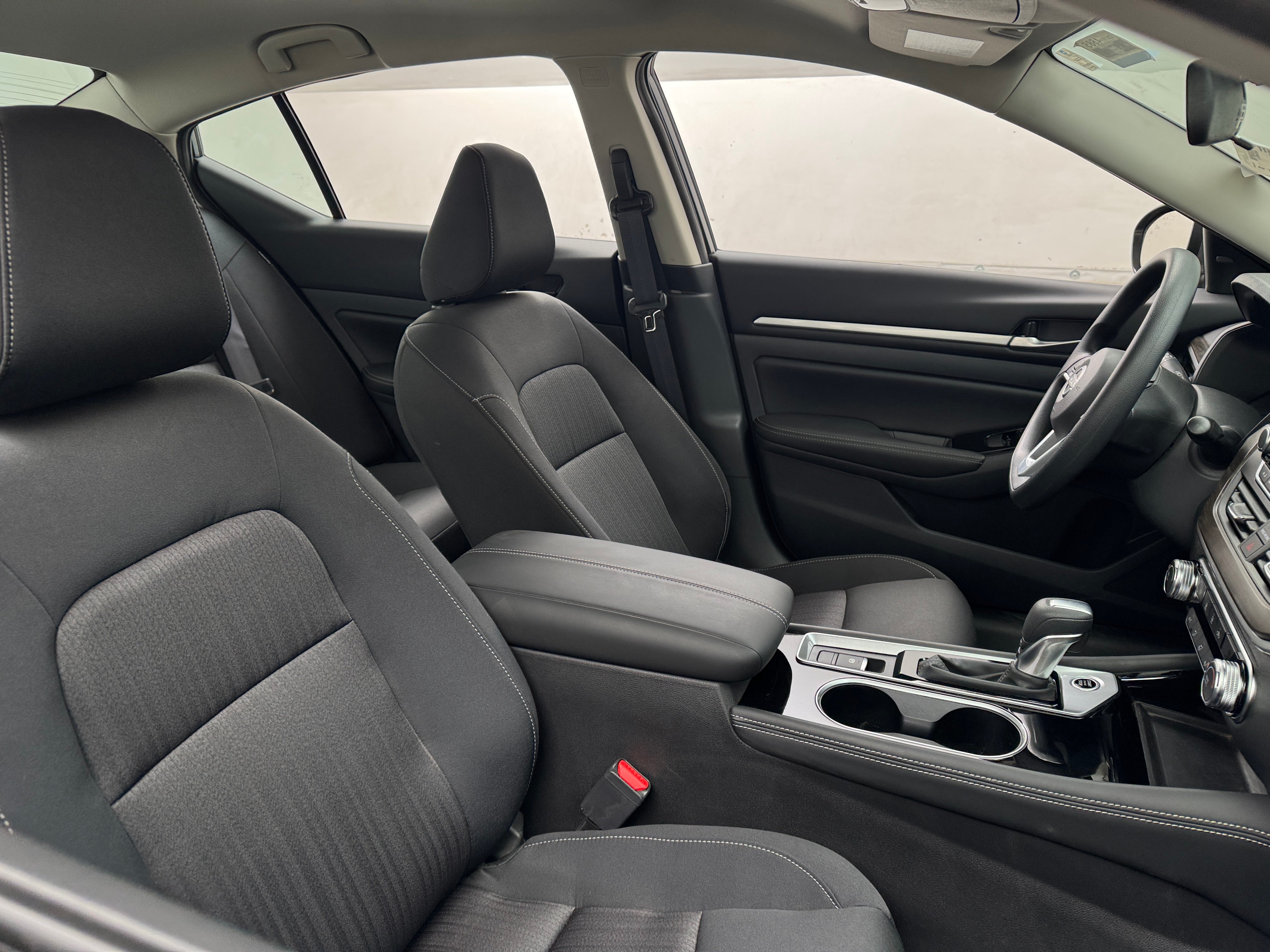 2023 Nissan Altima SV 2