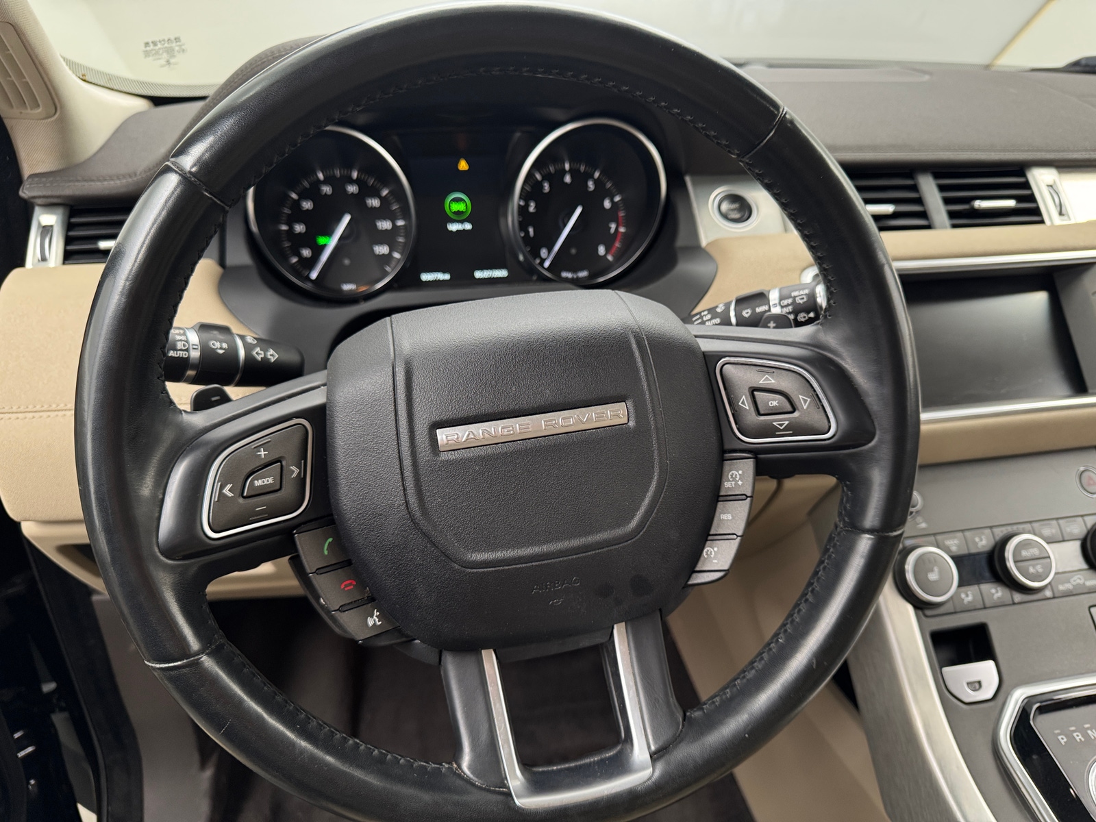 Thumbnail: 2017 Land Rover Range Rover Evoque - 4