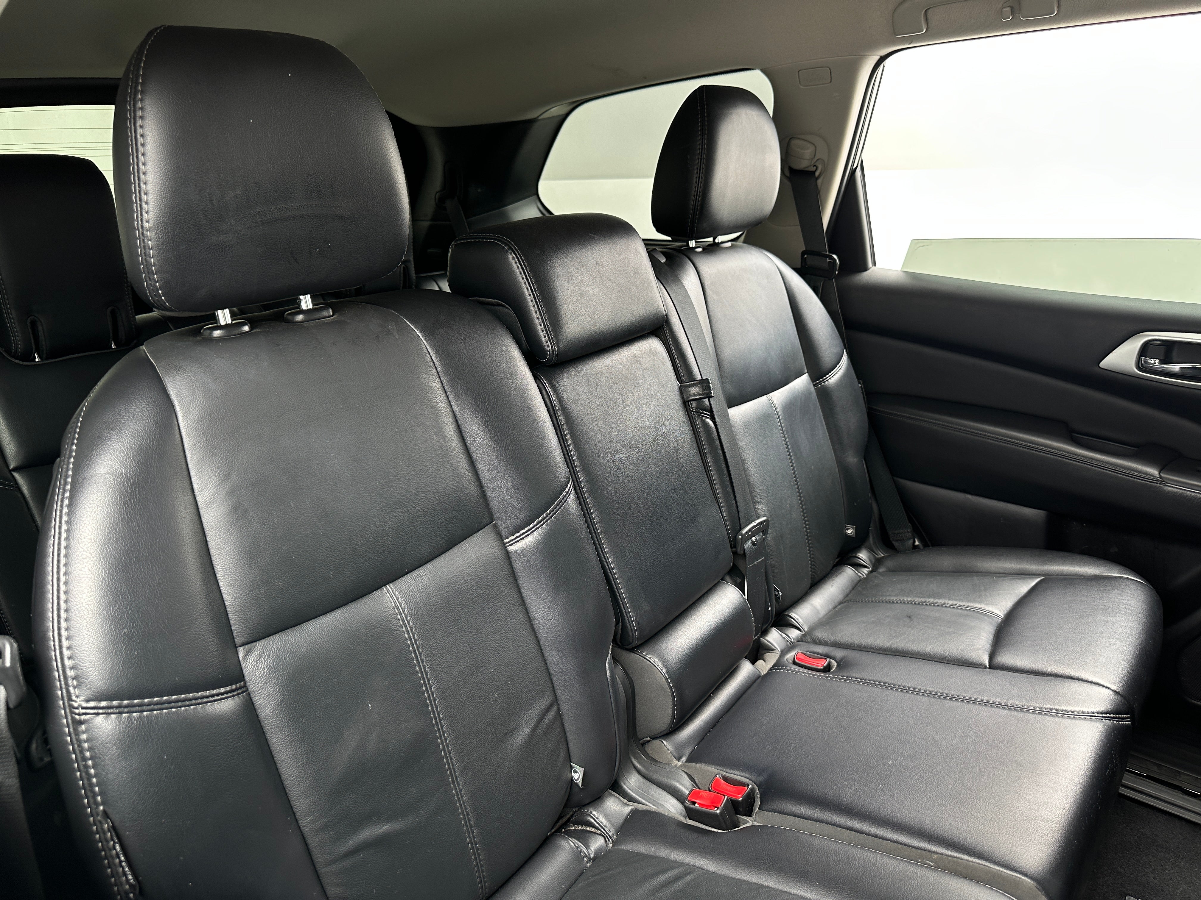 2019 Nissan Pathfinder SL 5