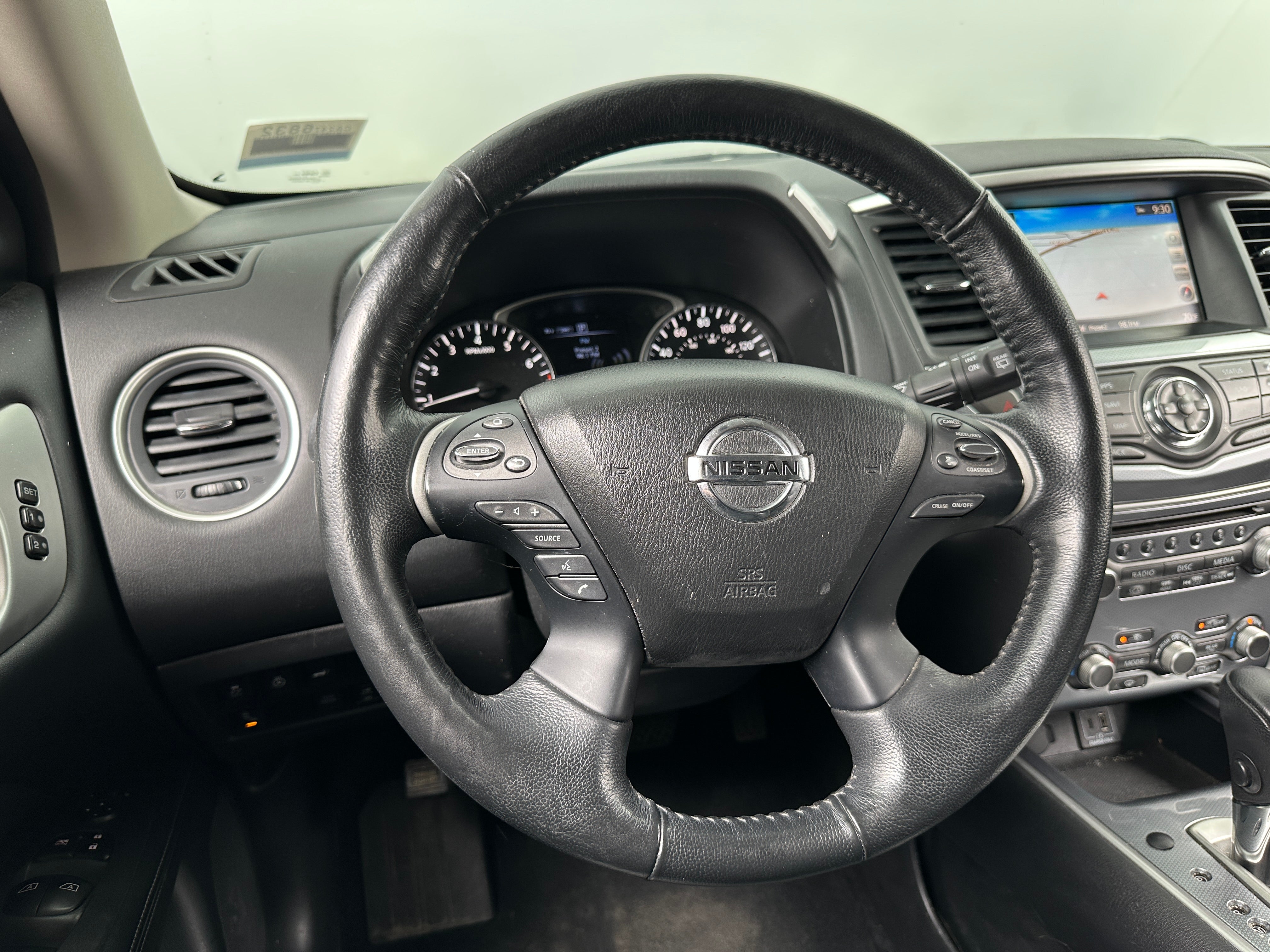 2019 Nissan Pathfinder SL 4