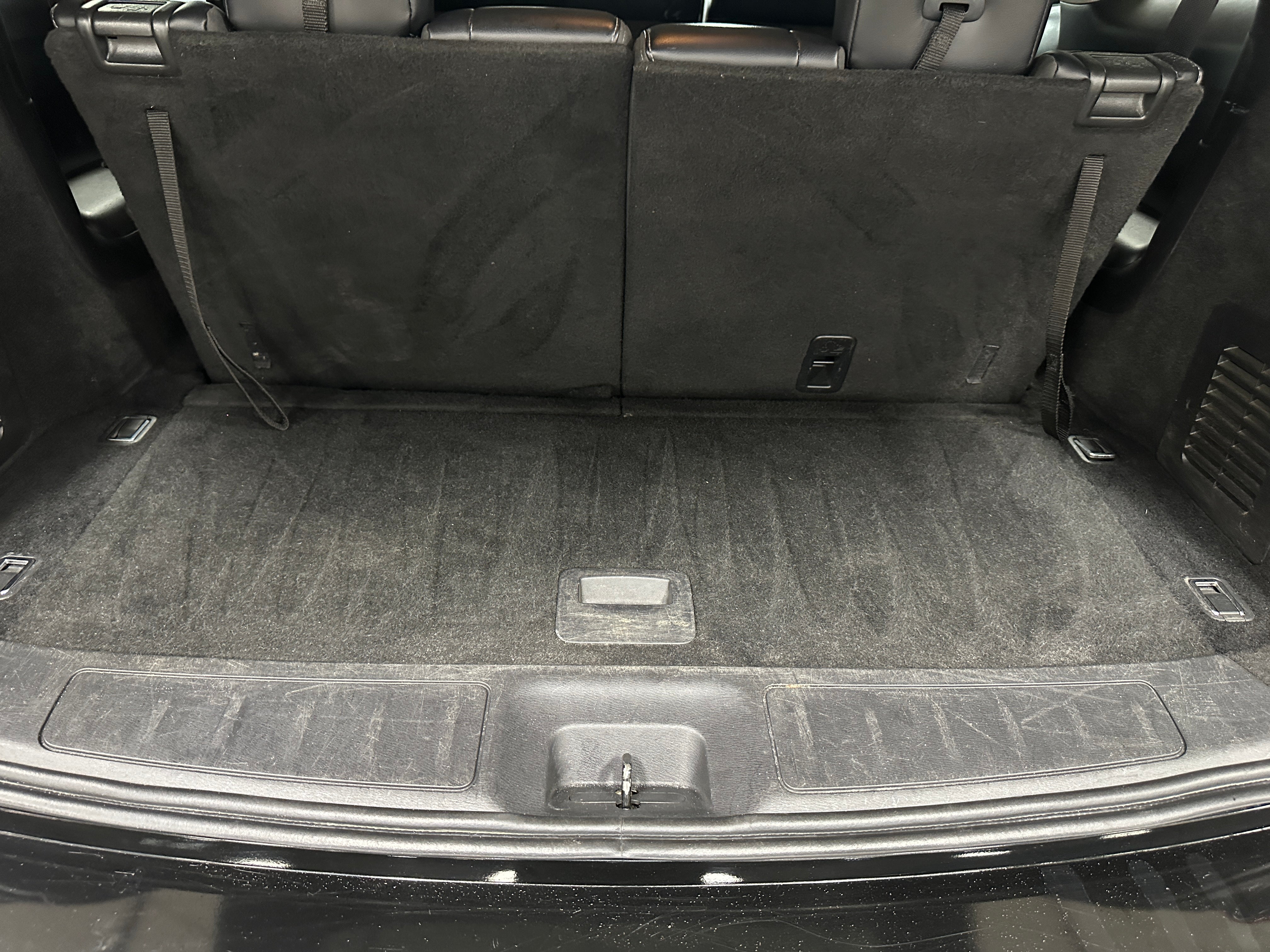 2019 Nissan Pathfinder SL 6