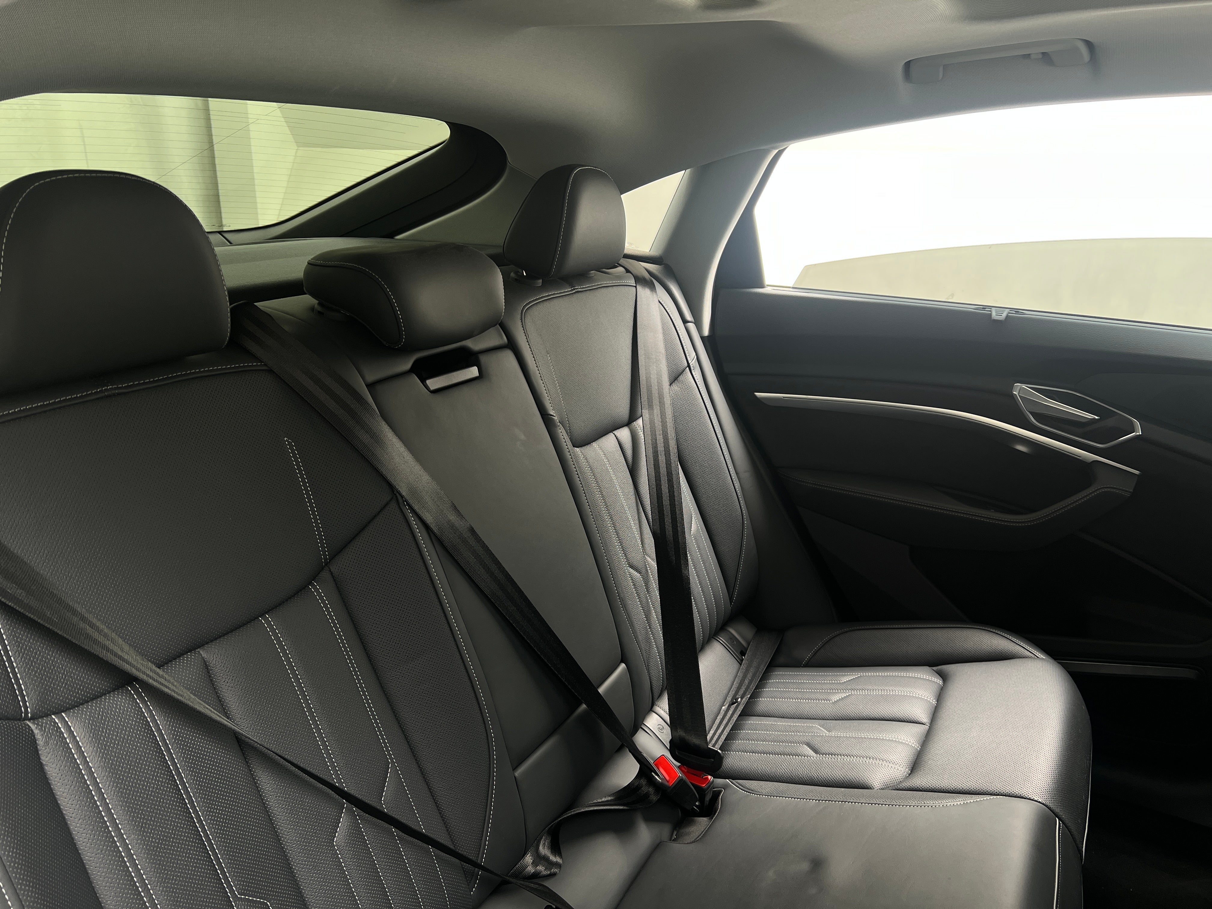 2021 Audi e-tron S Prestige 5